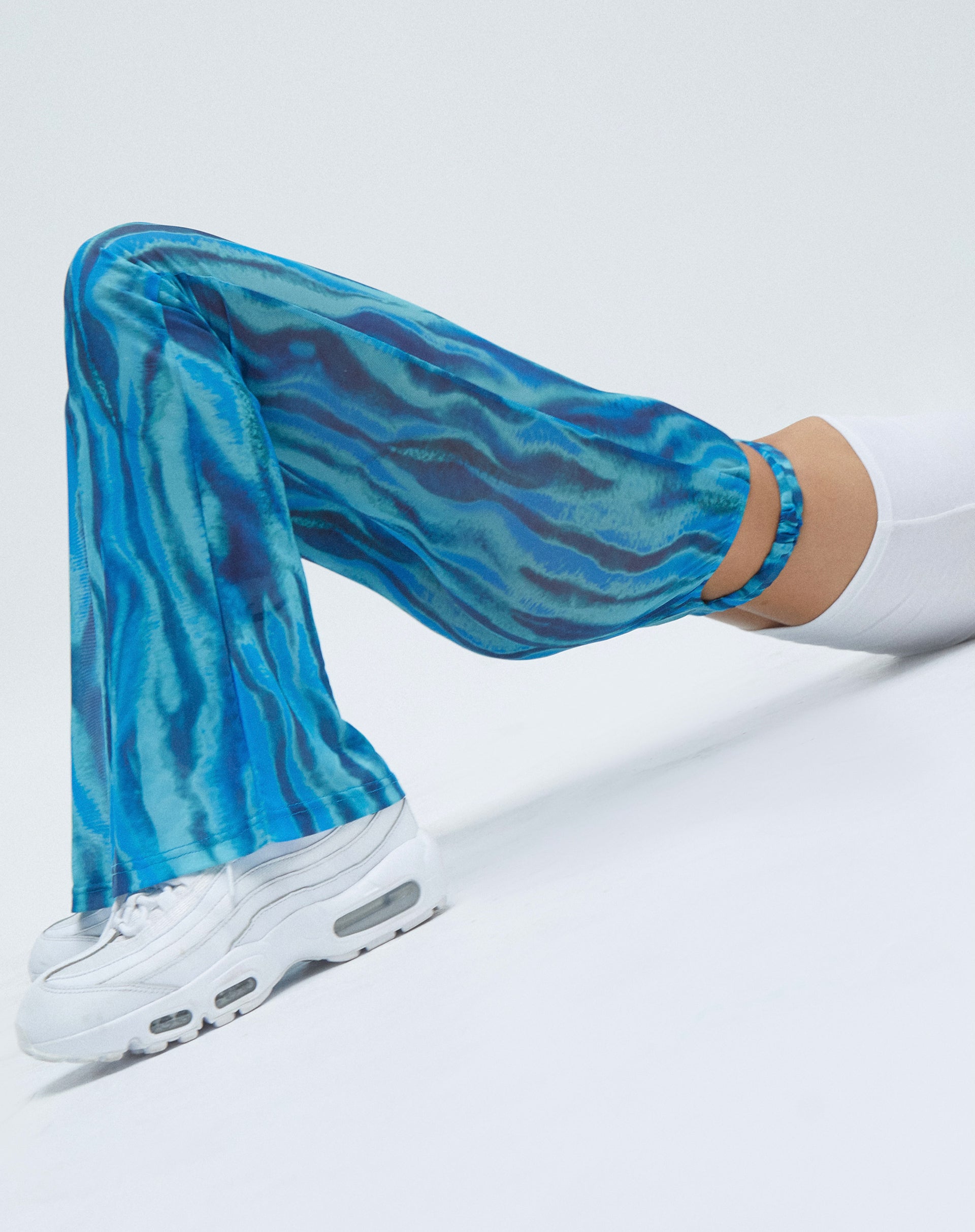 Immagine di Zola Pantaloni svasati in Tropical Rave