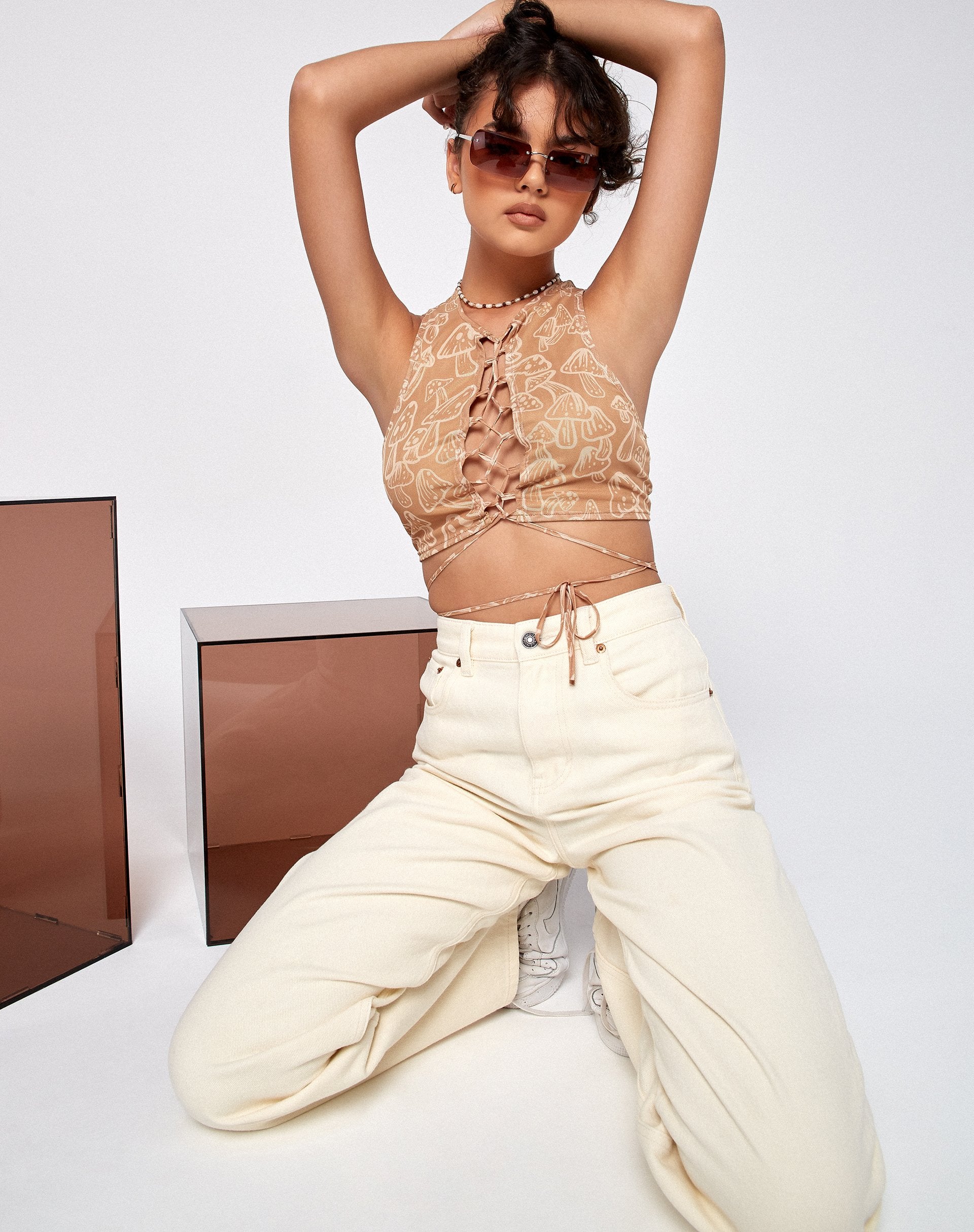 Immagine di Bima Crop Top in Tan Mushroom