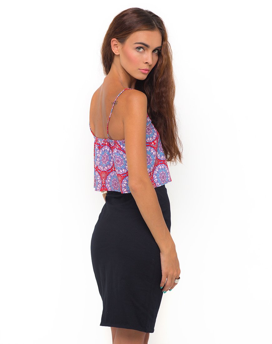 Immagine di Motel Slip Cami Crop in Mandala Red