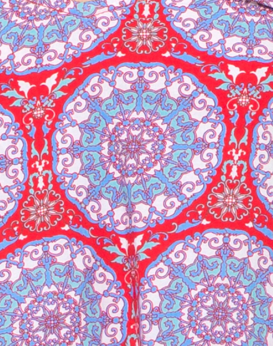 Immagine di Motel Slip Cami Crop in Mandala Red