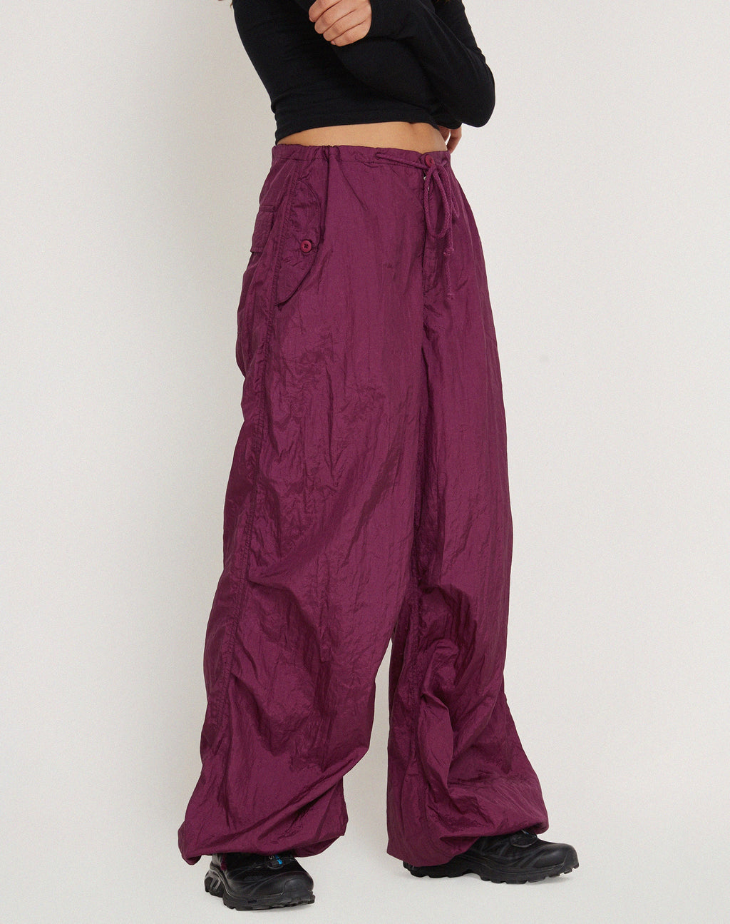 Pantaloni Chute in viola intenso