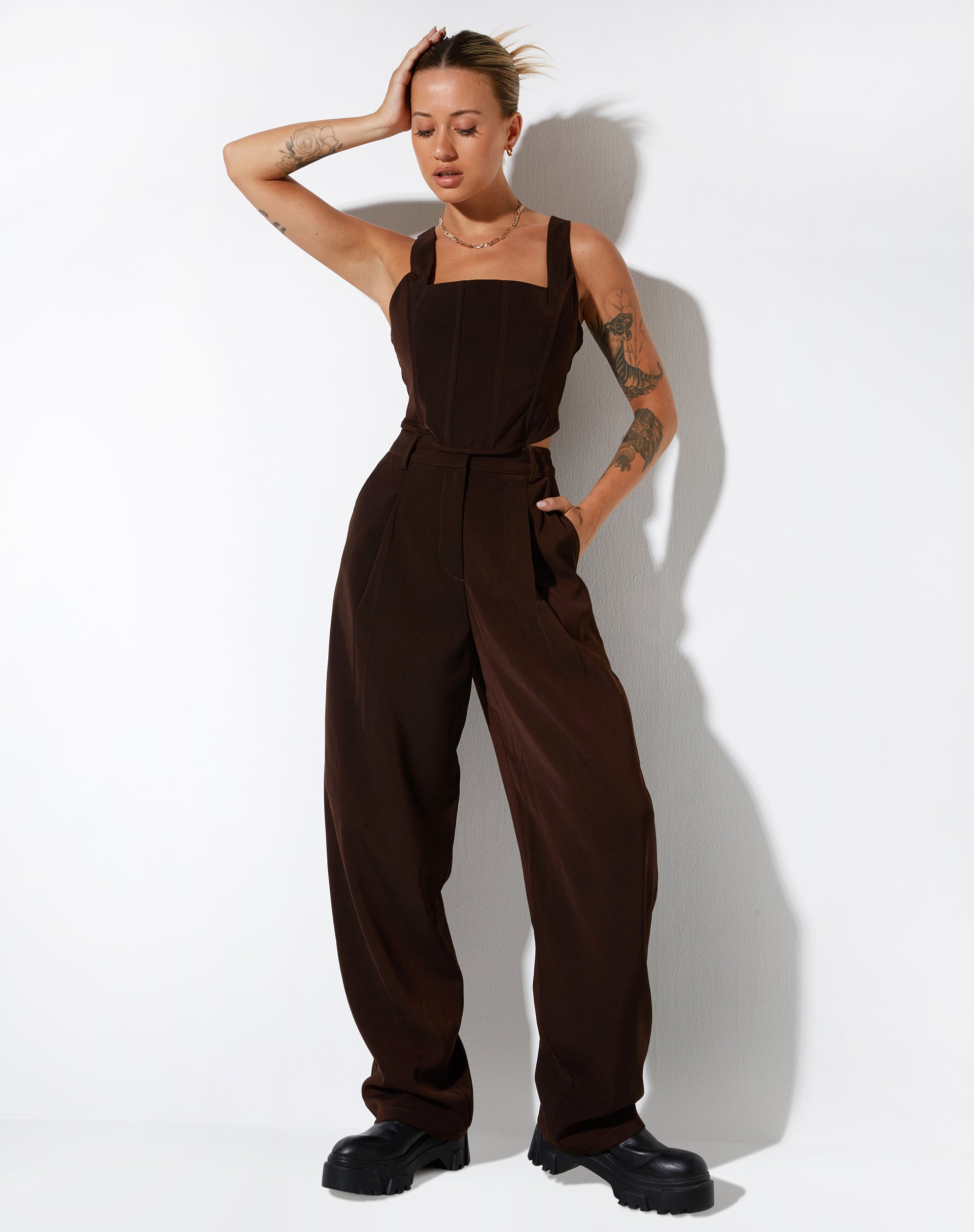 IMMAGINE del pantalone Cimo in cioccolato scuro sartoriale