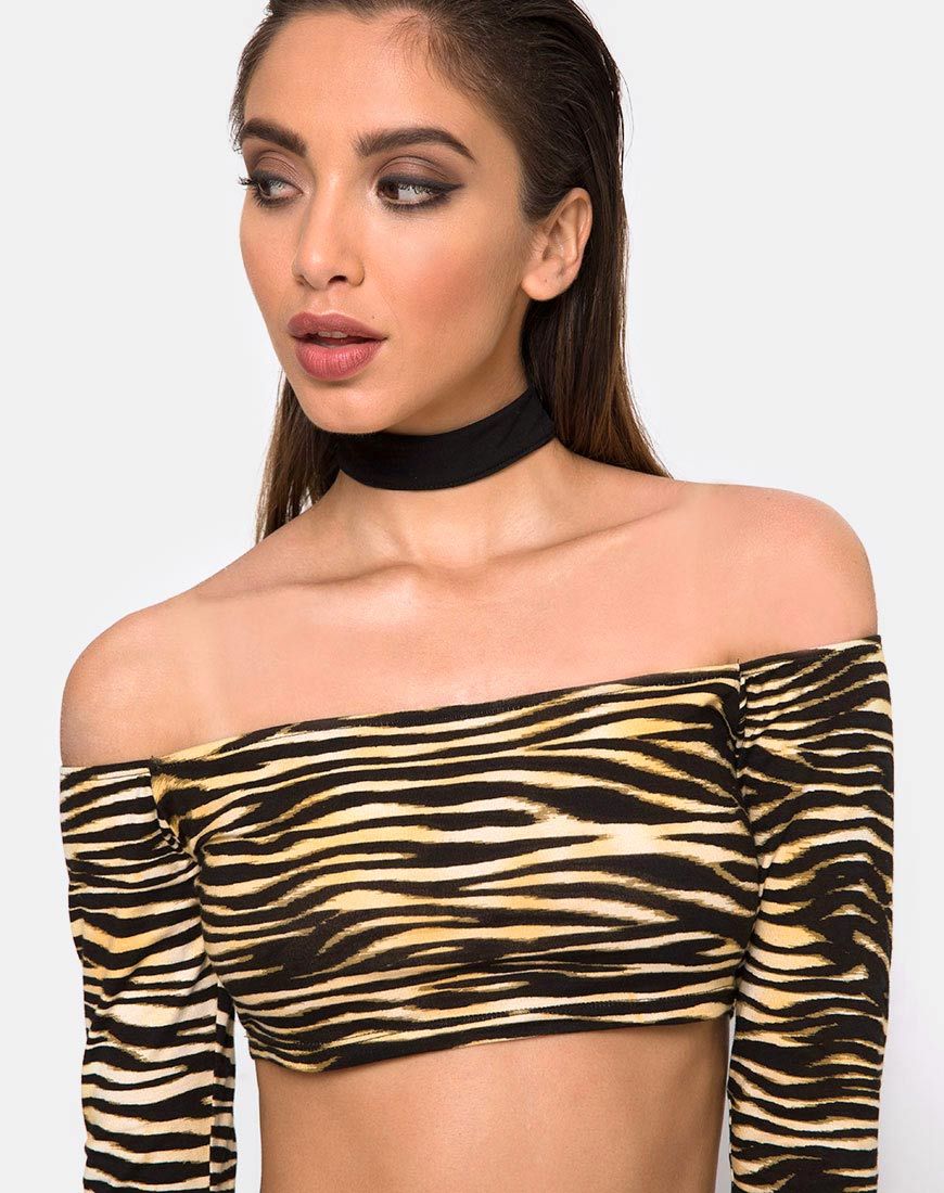 Immagine di Coga Off Shoulder Top in Zips Zebra Brown