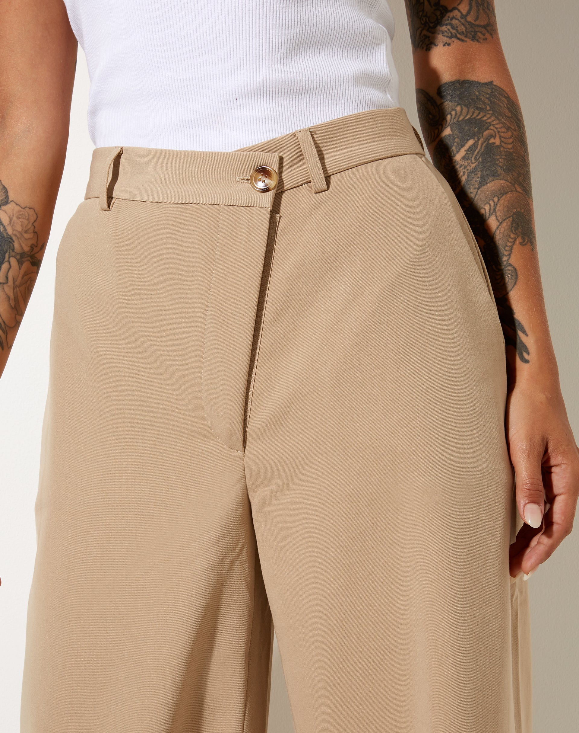 Immagine del pantalone Corby in tan sartoriale