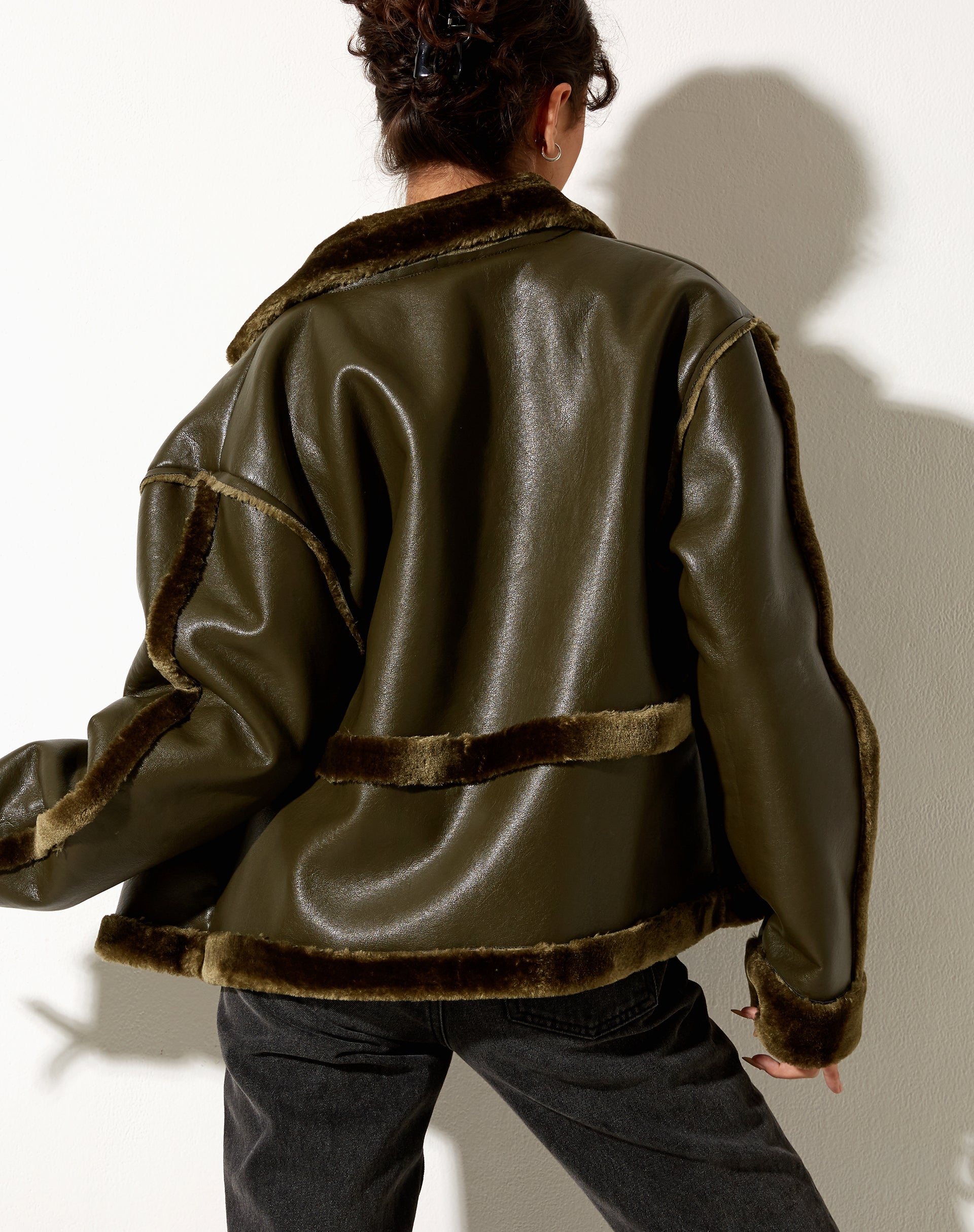 Immagine della giacca Dagna in PU Dark Olive
