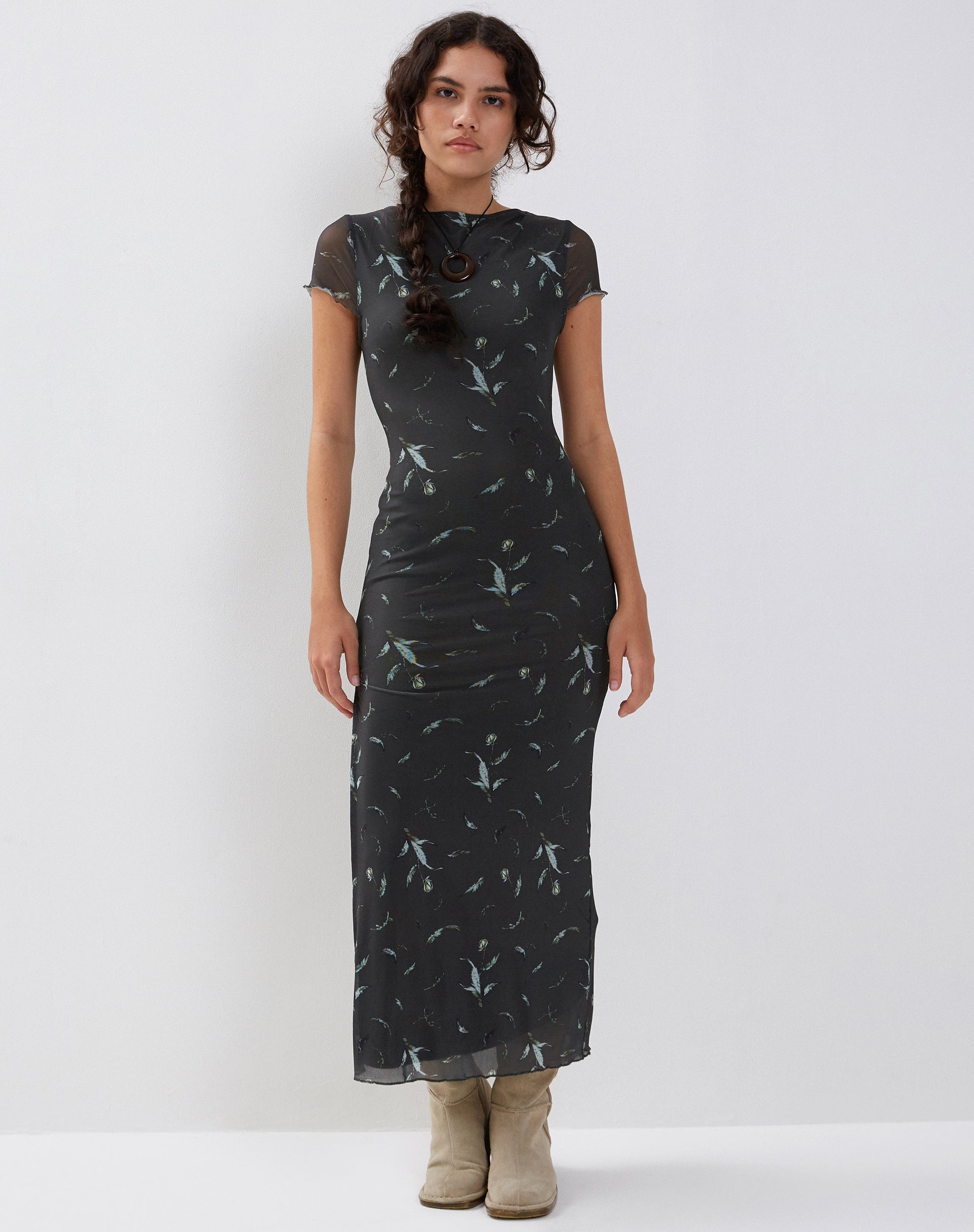 Immagine di Danari Mesh Maxi Dress in silhouette floreale Khaki