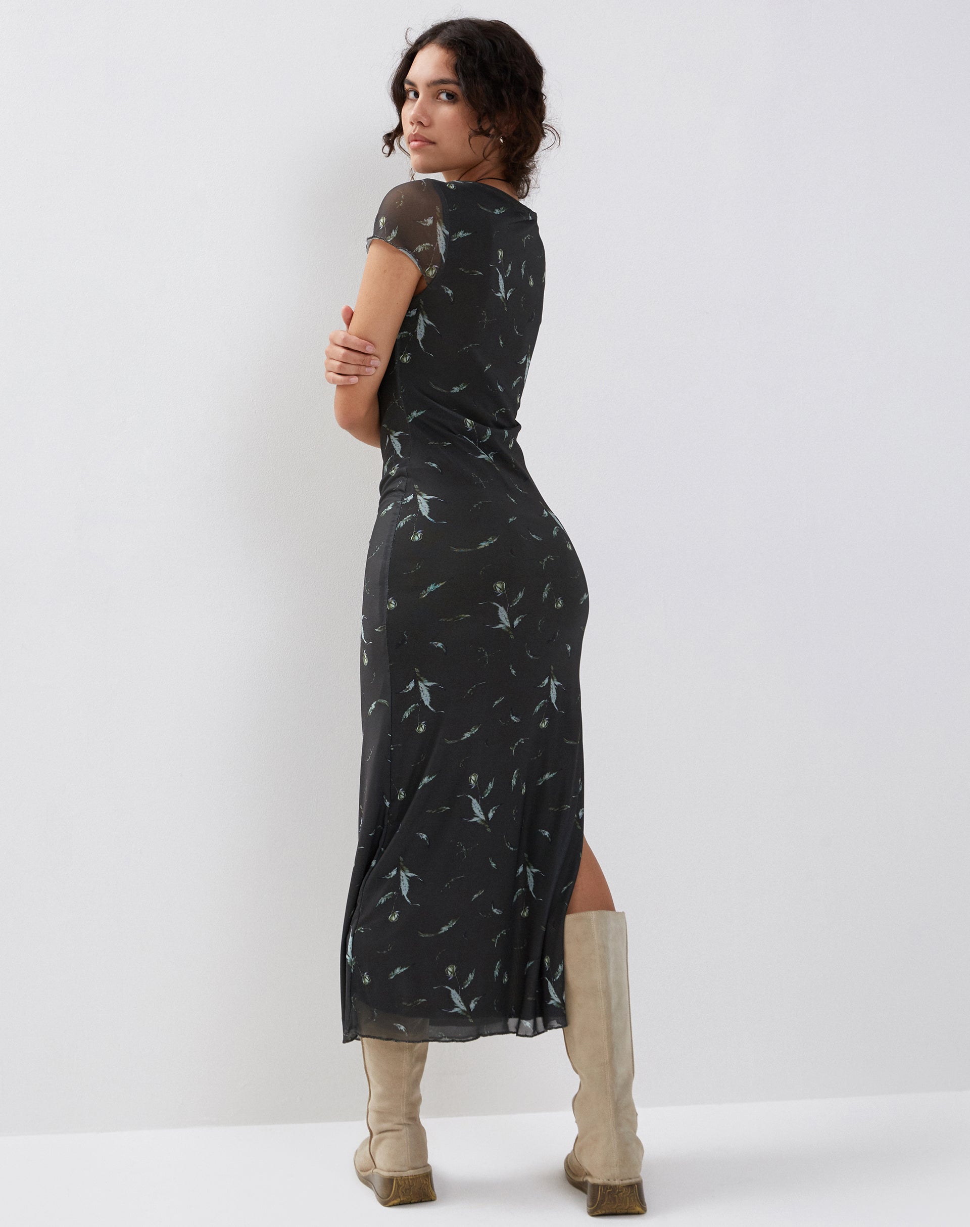Immagine di Danari Mesh Maxi Dress in silhouette floreale Khaki
