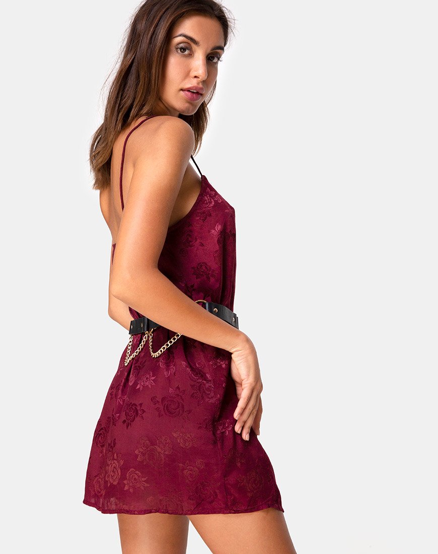 Immagine di Datista Slip Dress in raso rosa borgogna