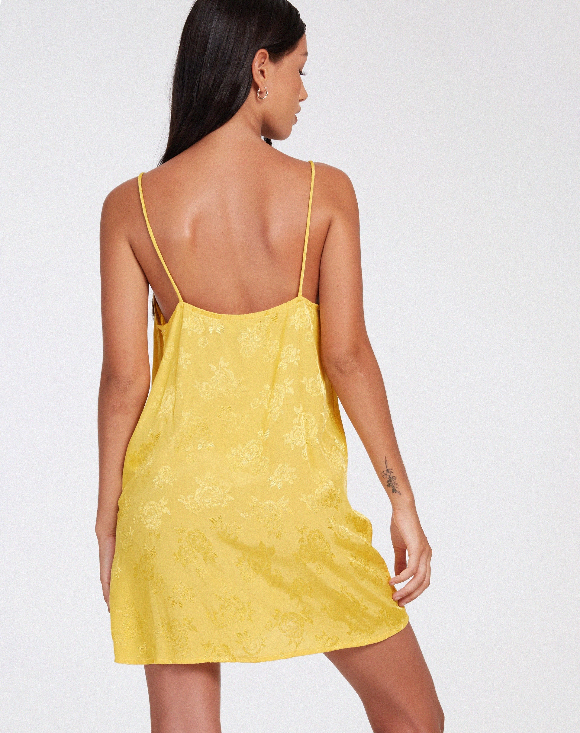 Immagine di Datista Mini Dress in Satin Rose Sunshine Giallo