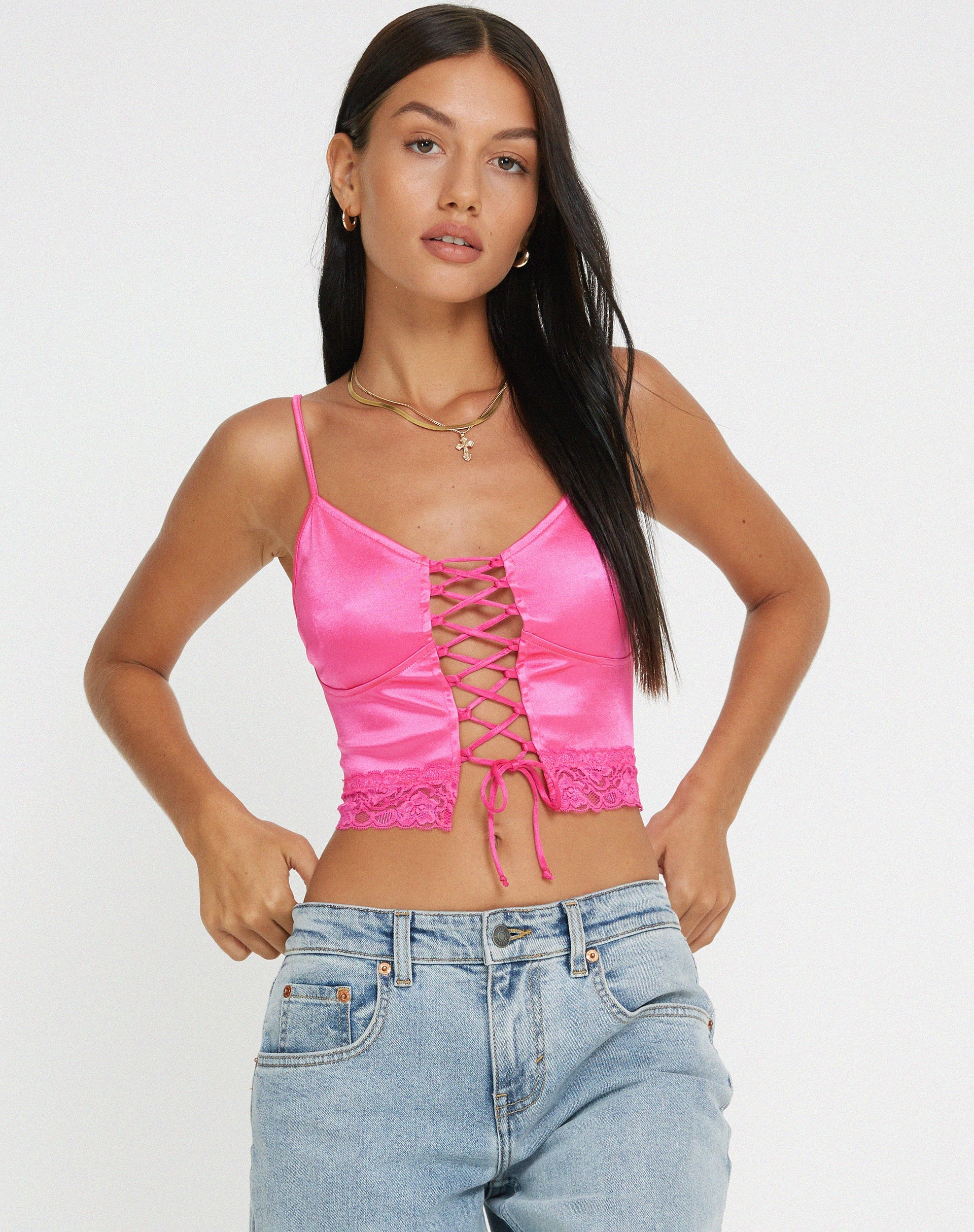 immagine di Datuk Crop Top in raso rosa caldo