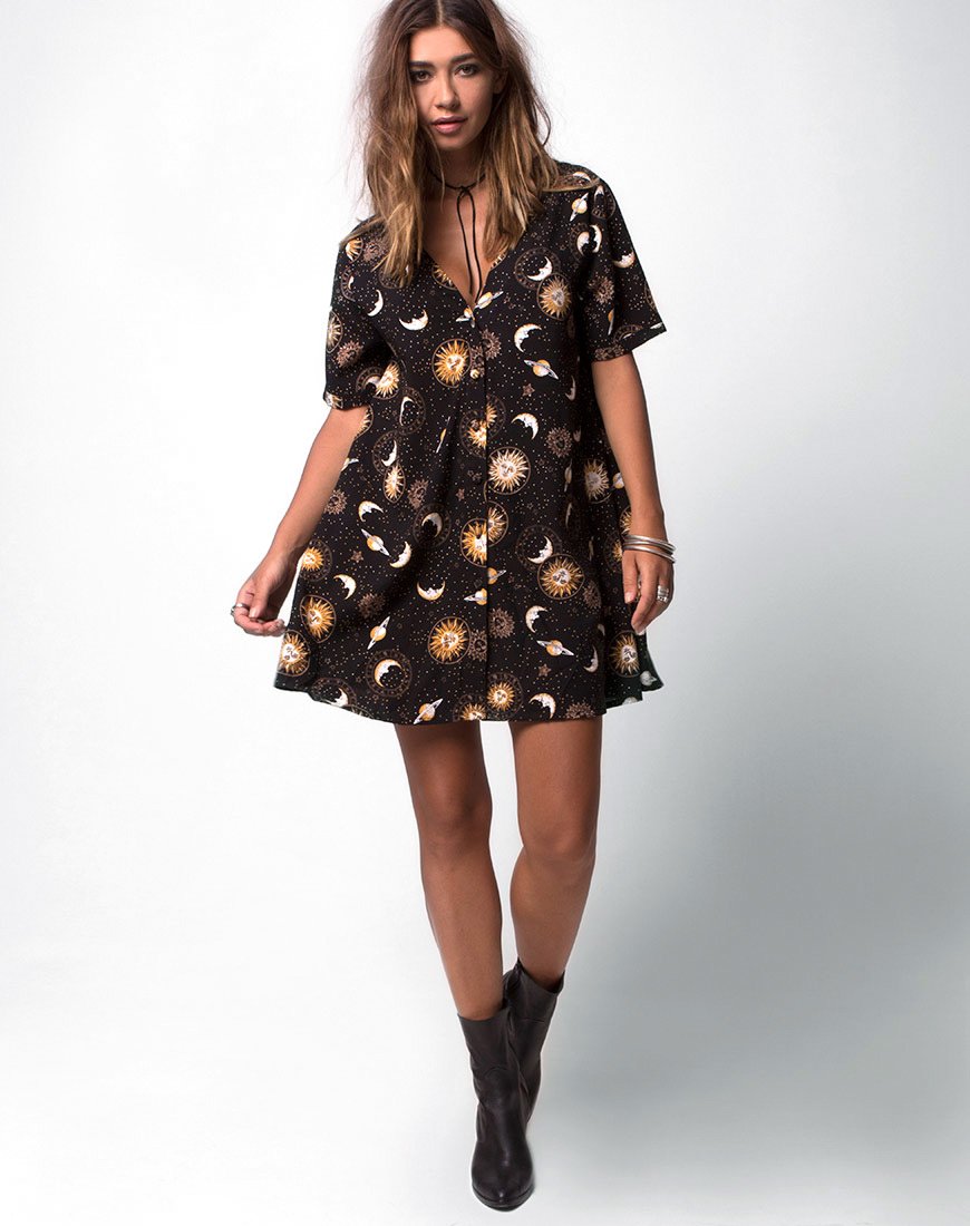 Immagine di Crosena Swing Dress nel sistema solare nero