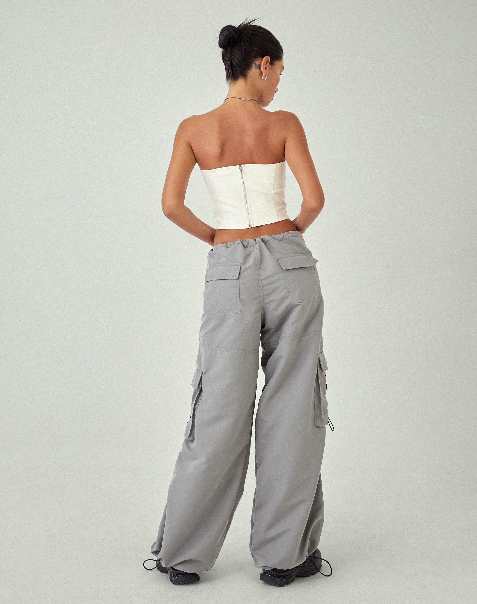 immagine di MOTEL X JACQUIE Dena Corset Top in PU Off White