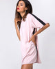 Immagine di Dore T-Shirt Dress in Blush con riga nera