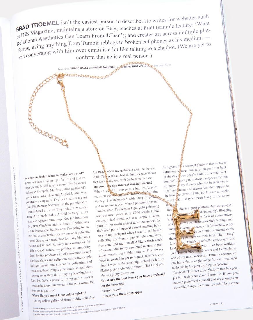 Collana in oro Lettera E