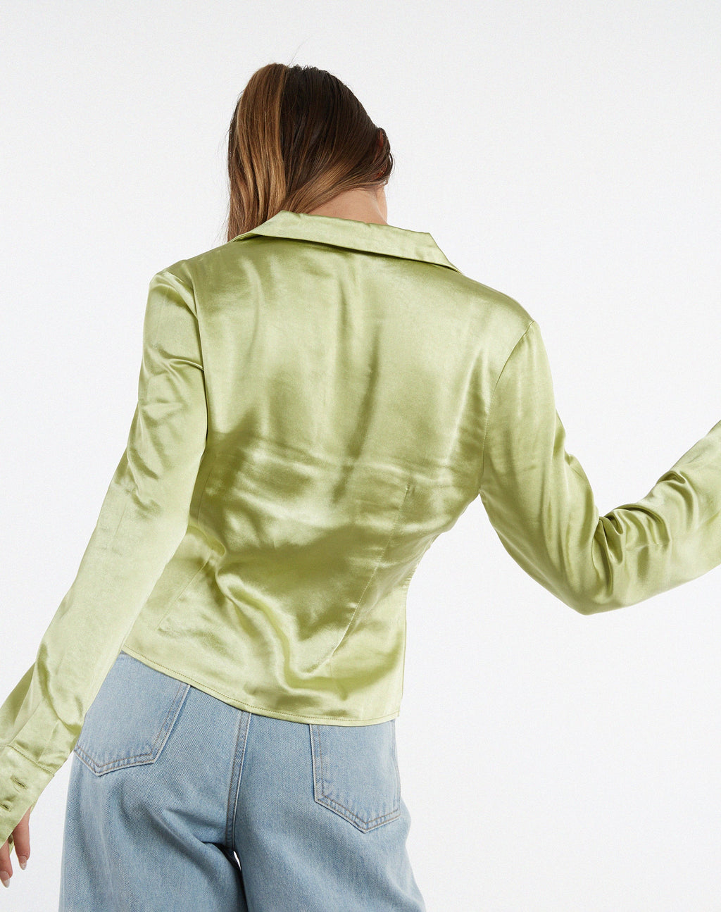 Camicia Edzia in raso verde Nilo