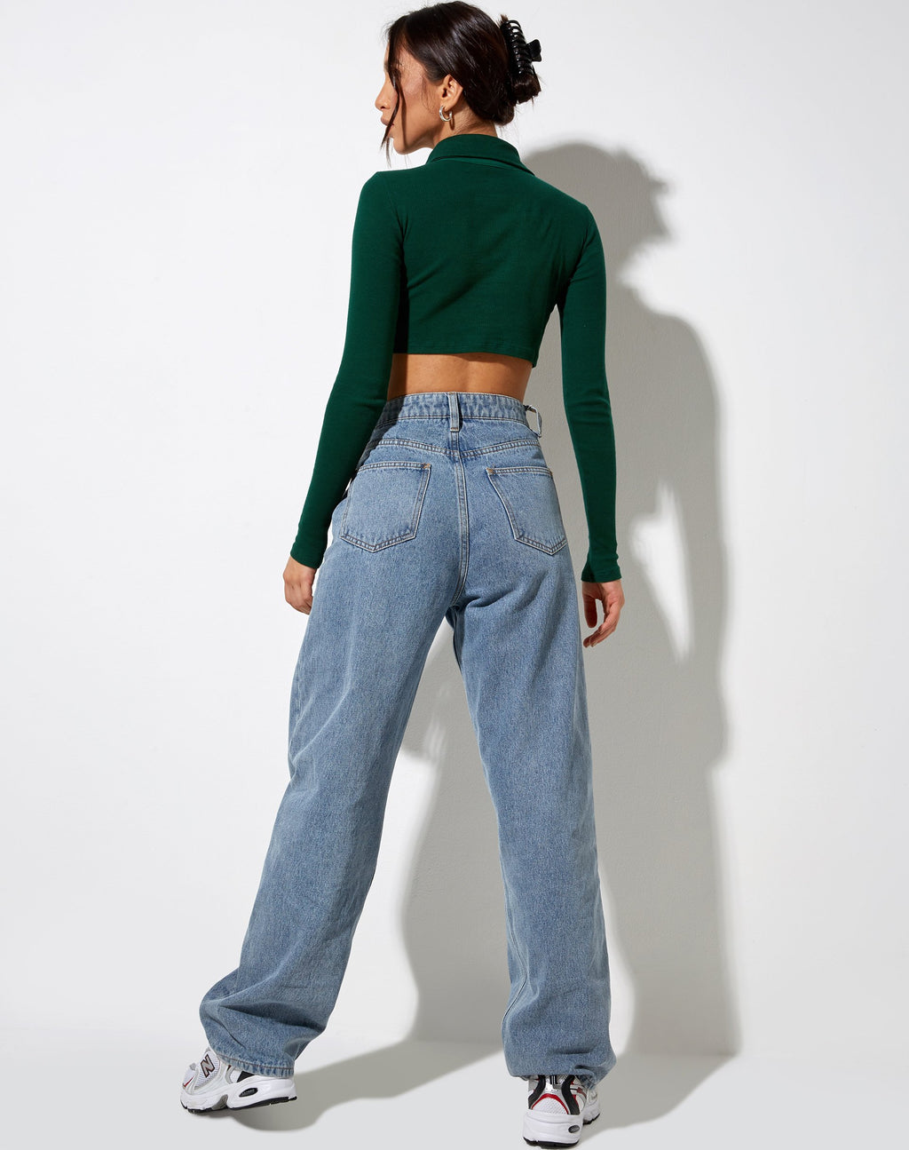 Elody Crop Top in verde bottiglia con ricamo oro Cupido