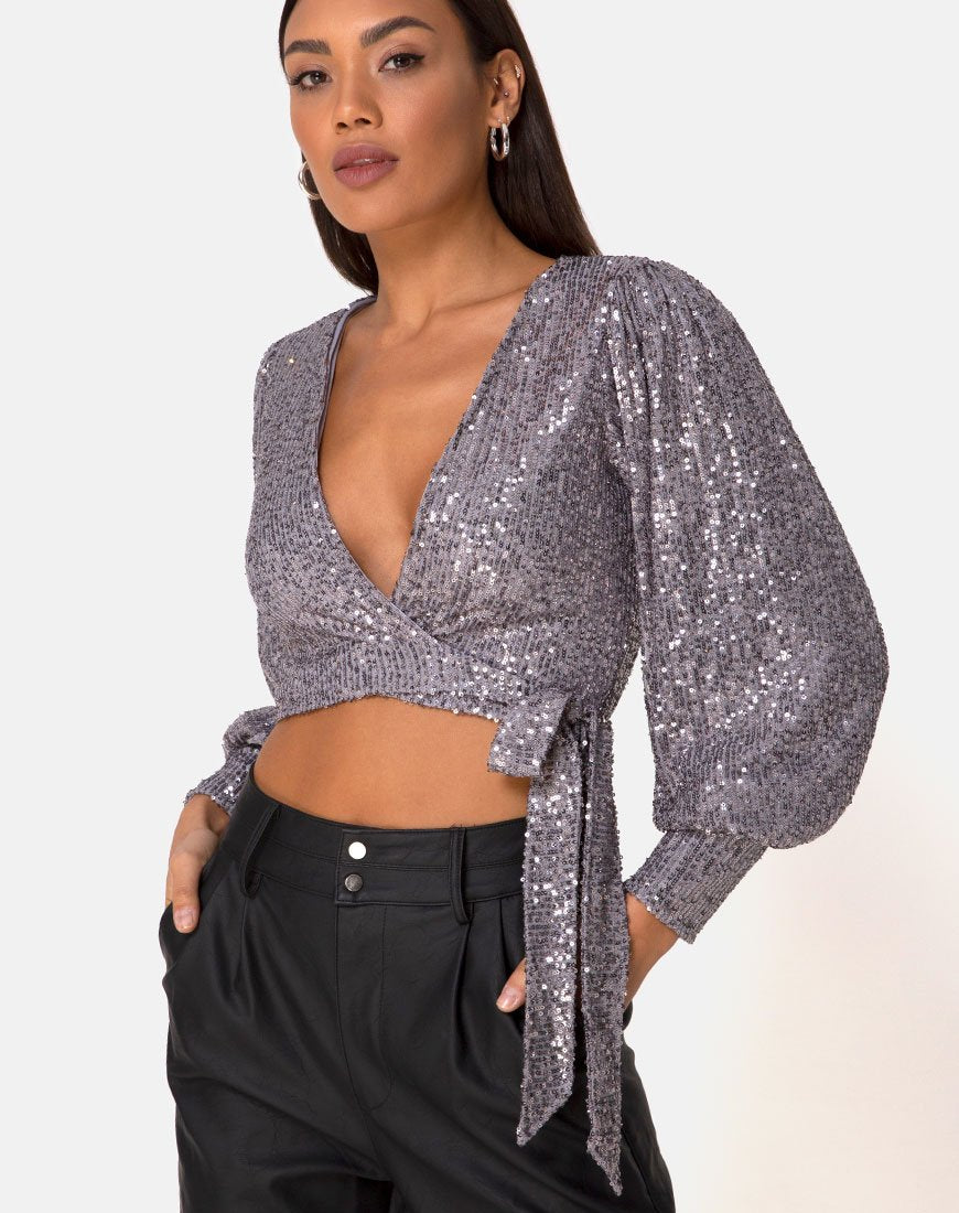 Top Erina a maniche lunghe in rete drappeggiata argento