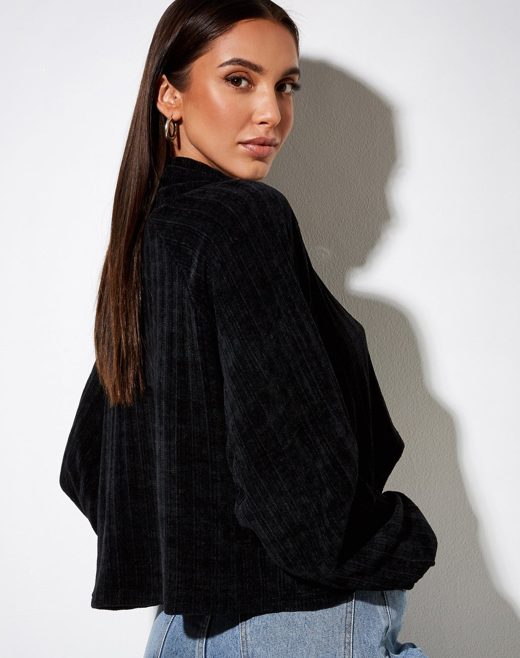 Evie - Maglia cropped in ciniglia nera