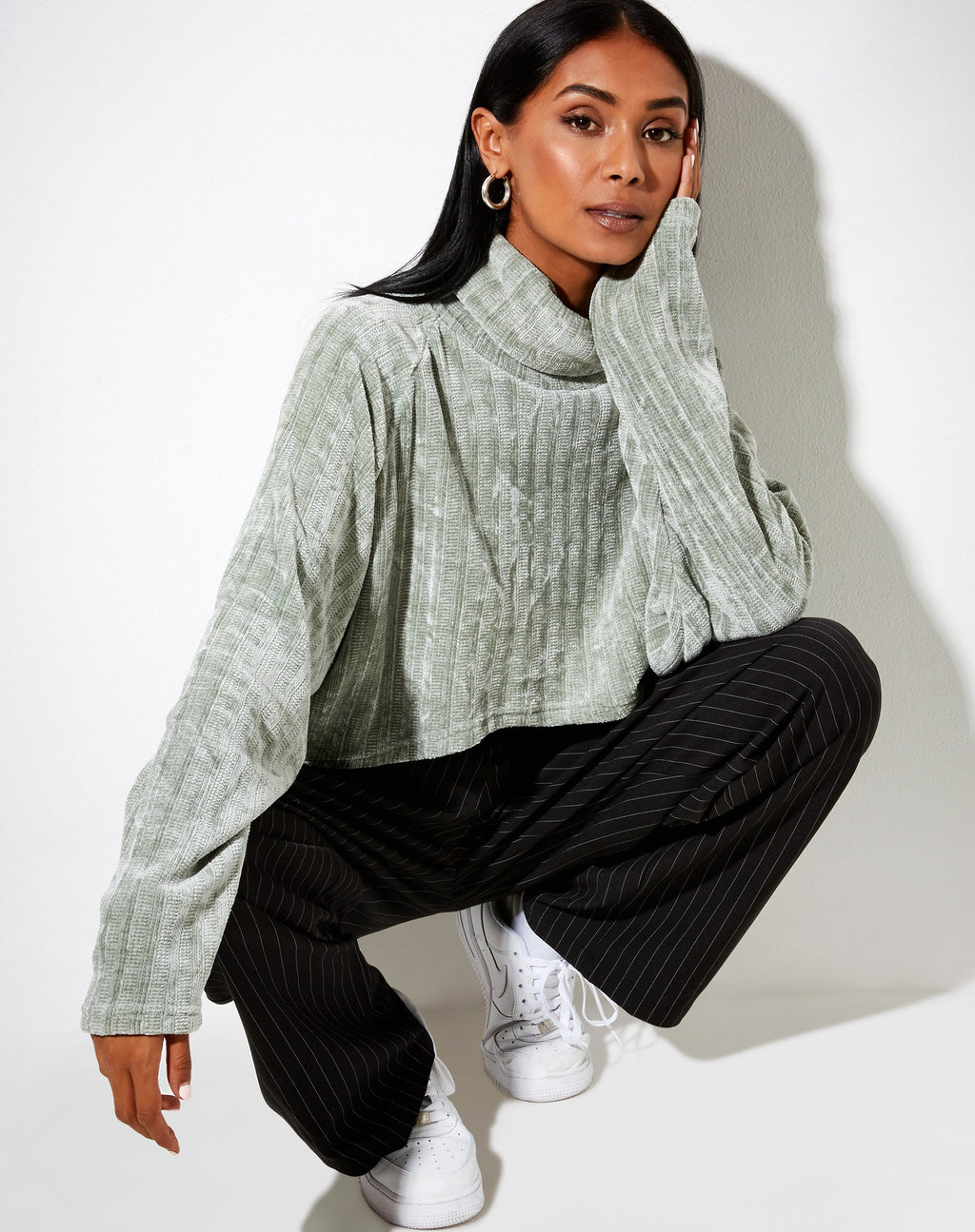 Evie - Maglia cropped in ciniglia salvia