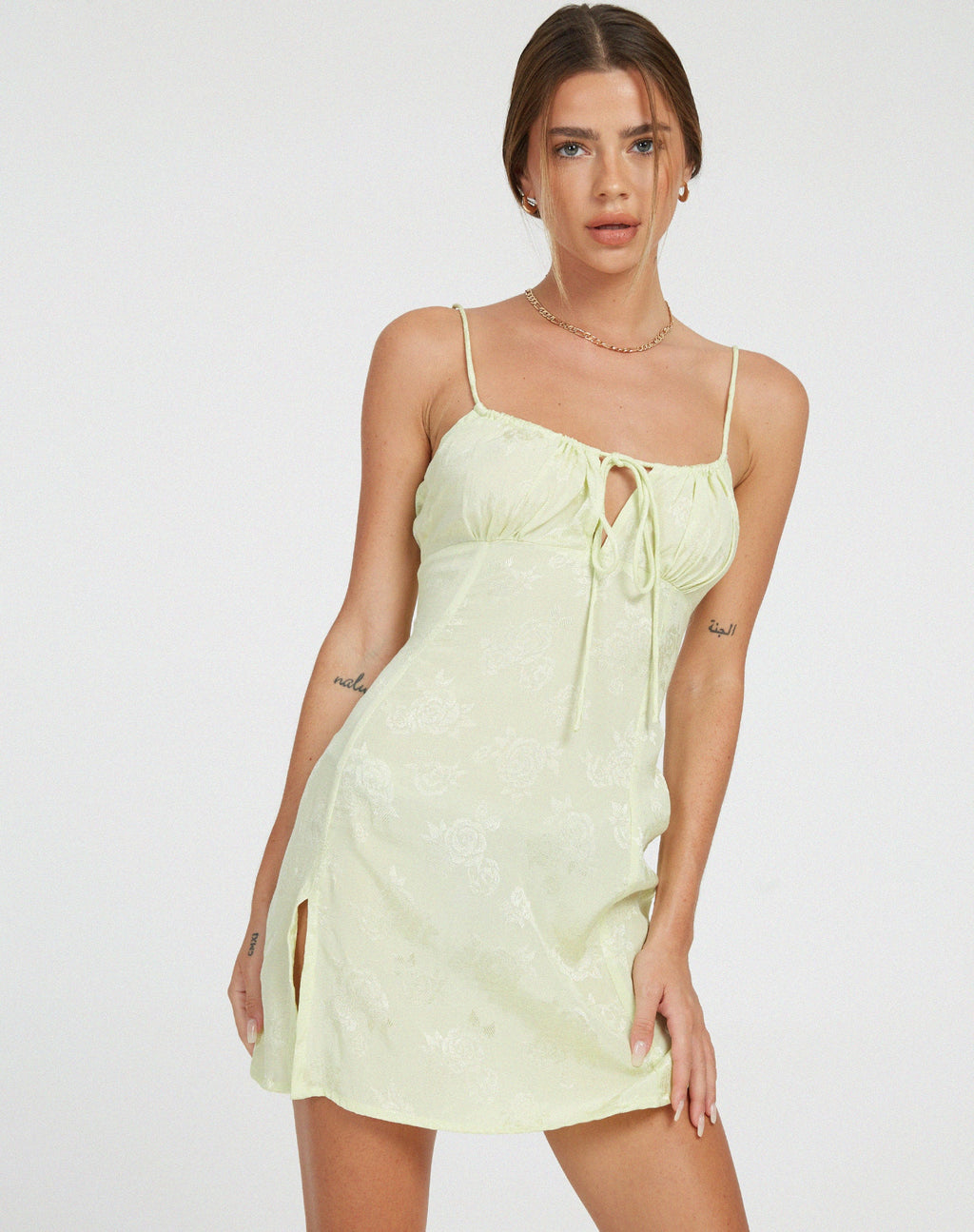 Famala Slip Dress in raso rosa pistacchio