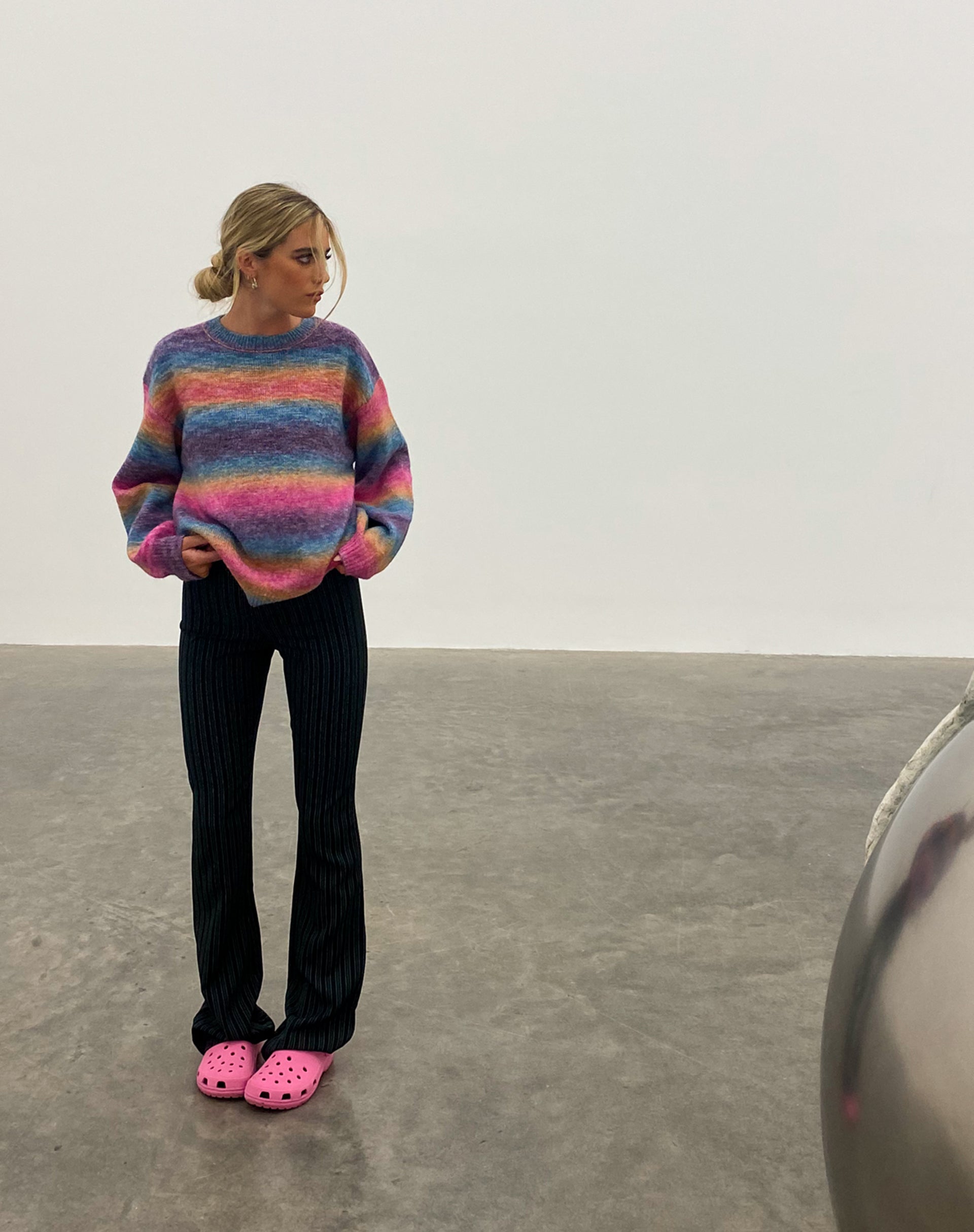 Immagine di MOTEL X OLIVIA NEILL Ammaria Jumper in rosa e viola