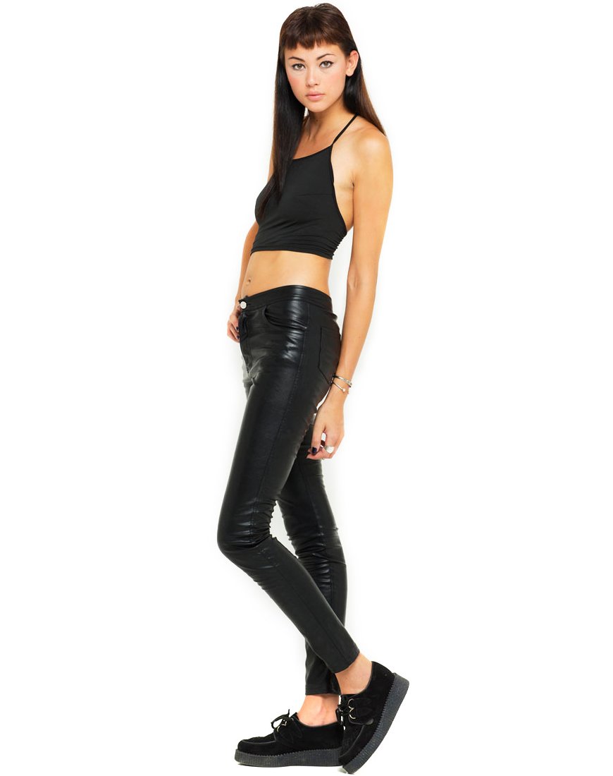 Immagine di Fonda Halter Crop Top in nero