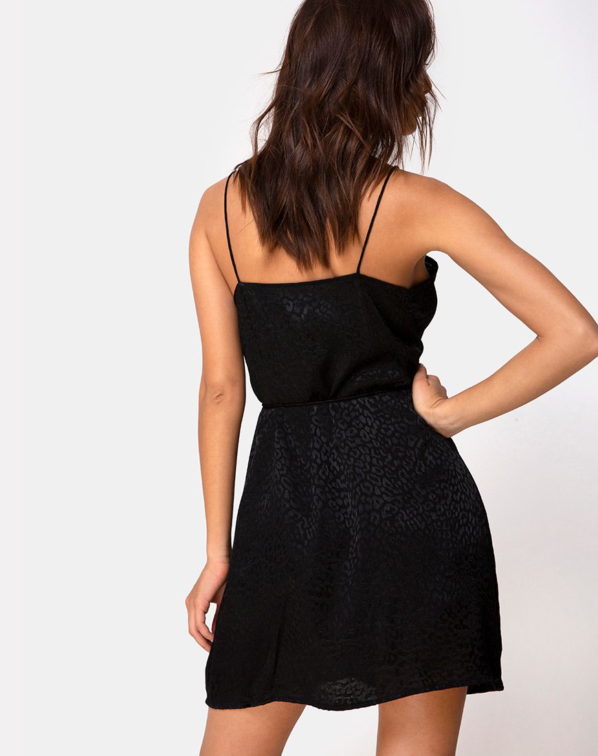Immagine di Furiosa Wrap Dress in raso nero ghepardo