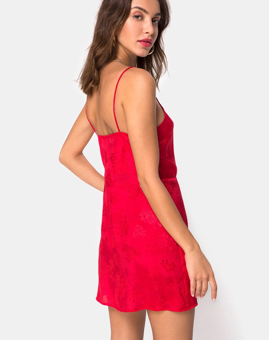 Immagine di Furiosa Wrap Dress in raso rosa rosso