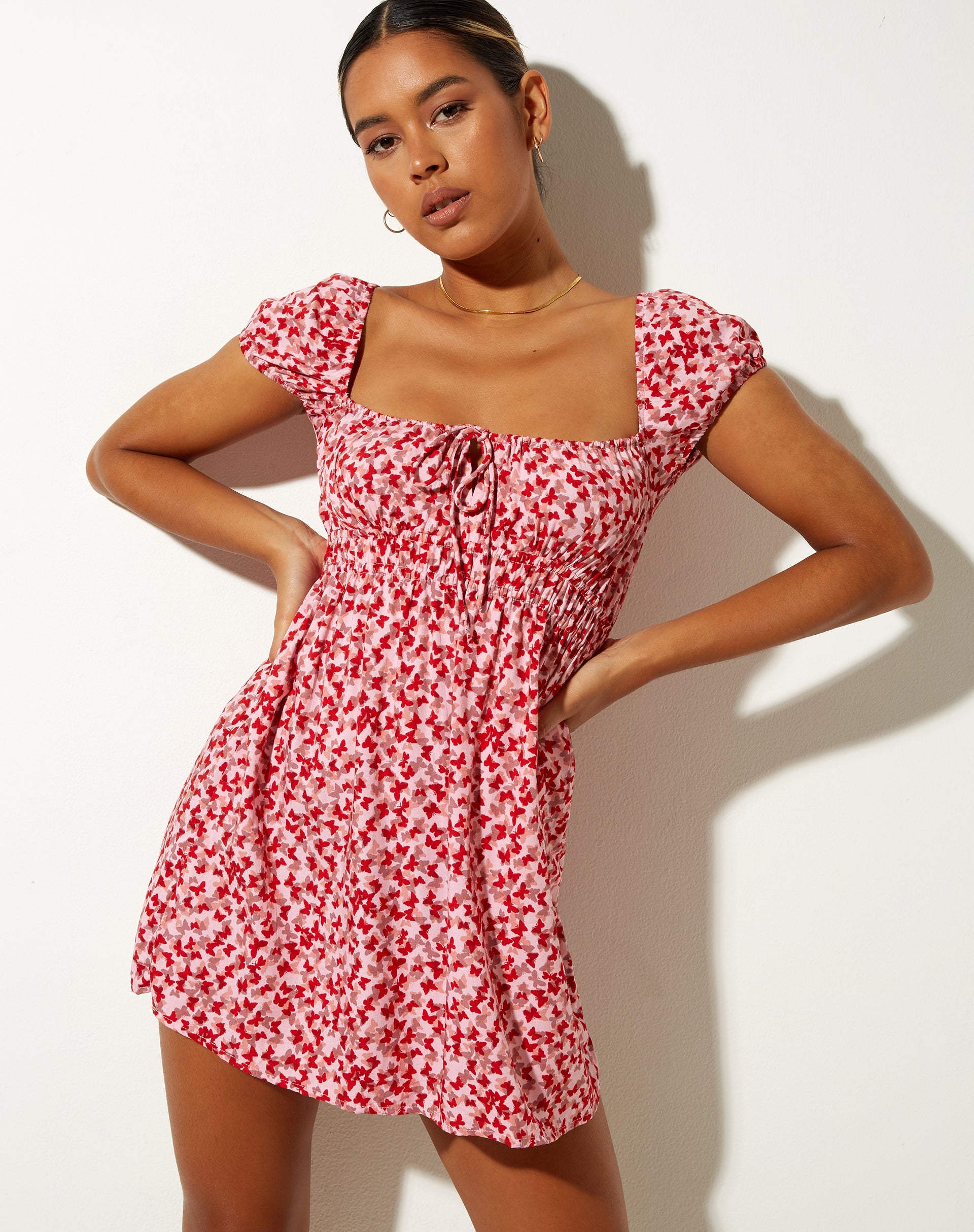 Immagine di Galova Mini Dress in Ditsy Butterfly Pesca e Rosso