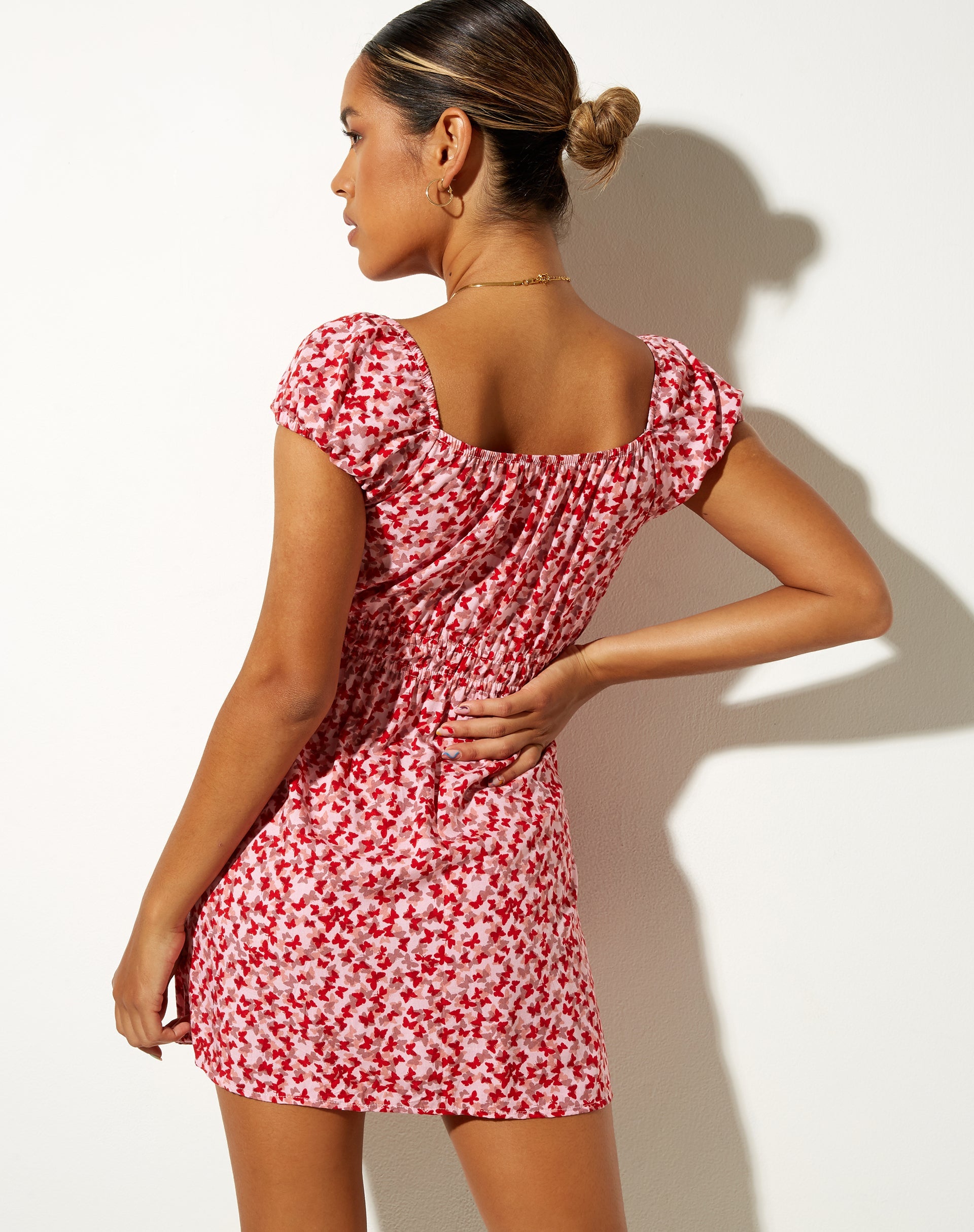 Immagine di Galova Mini Dress in Ditsy Butterfly Pesca e Rosso