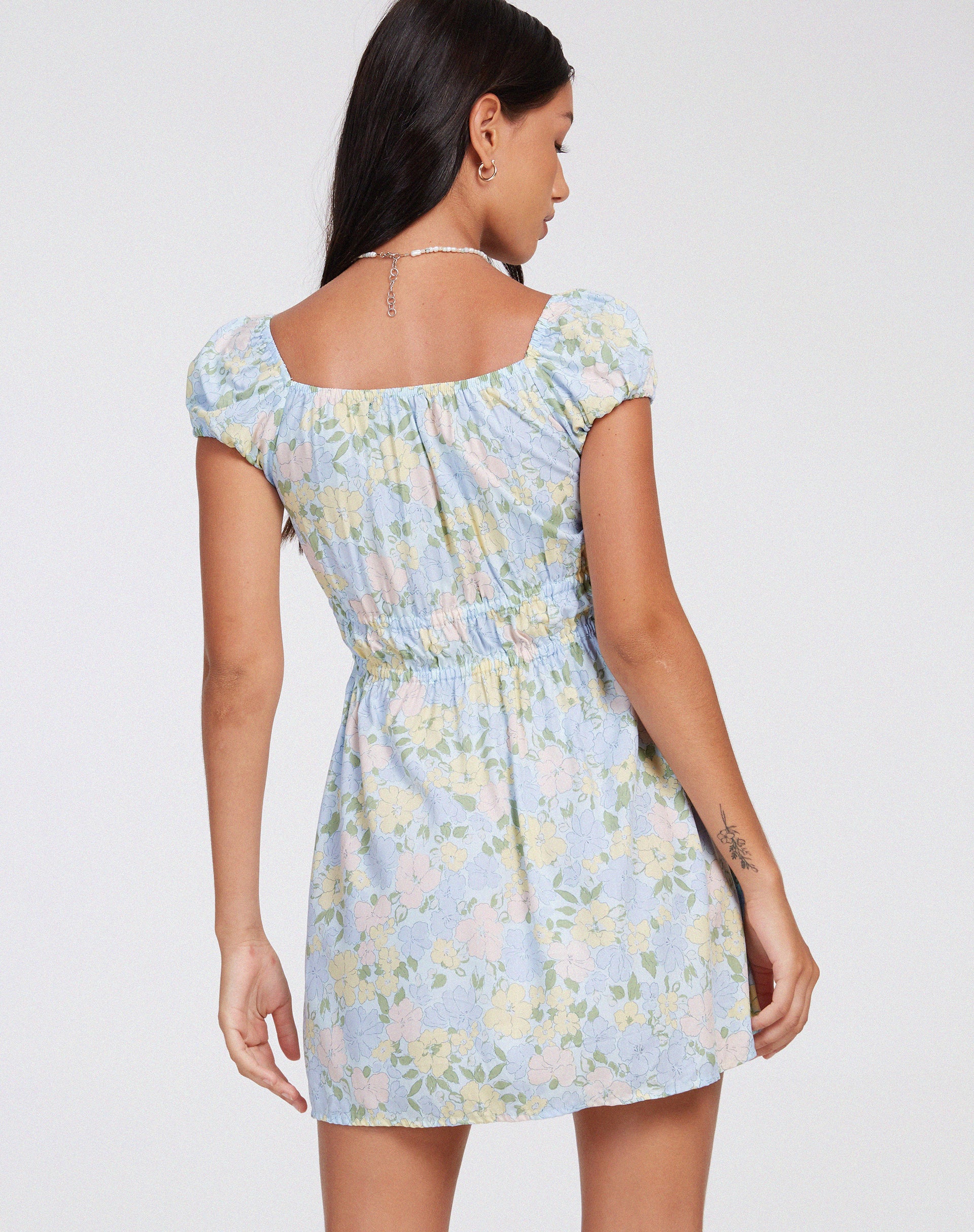 immagine di Galova Mini Dress in Washed Out Pastel Floral