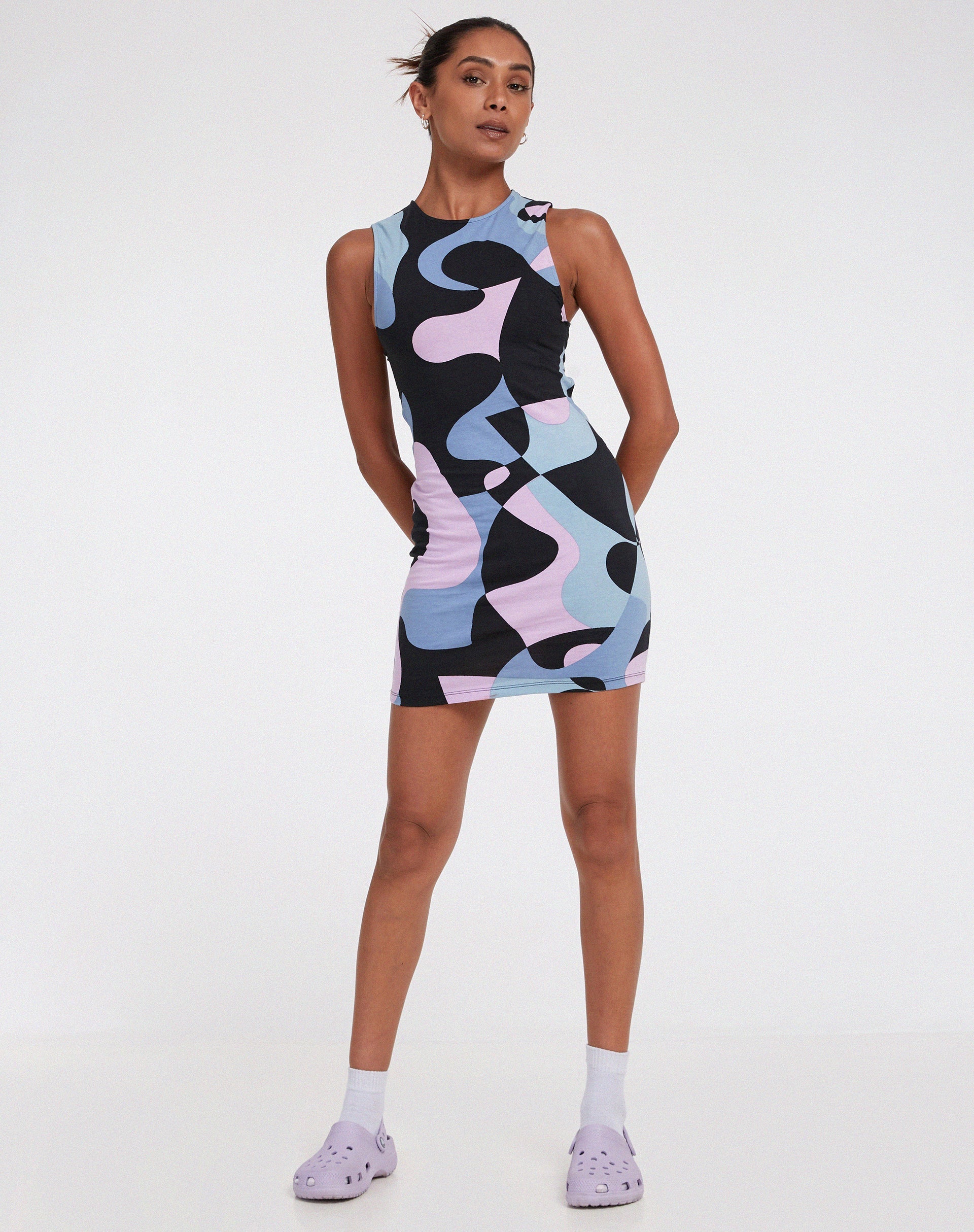 immagine di Genul Mini Dress in viola astratto