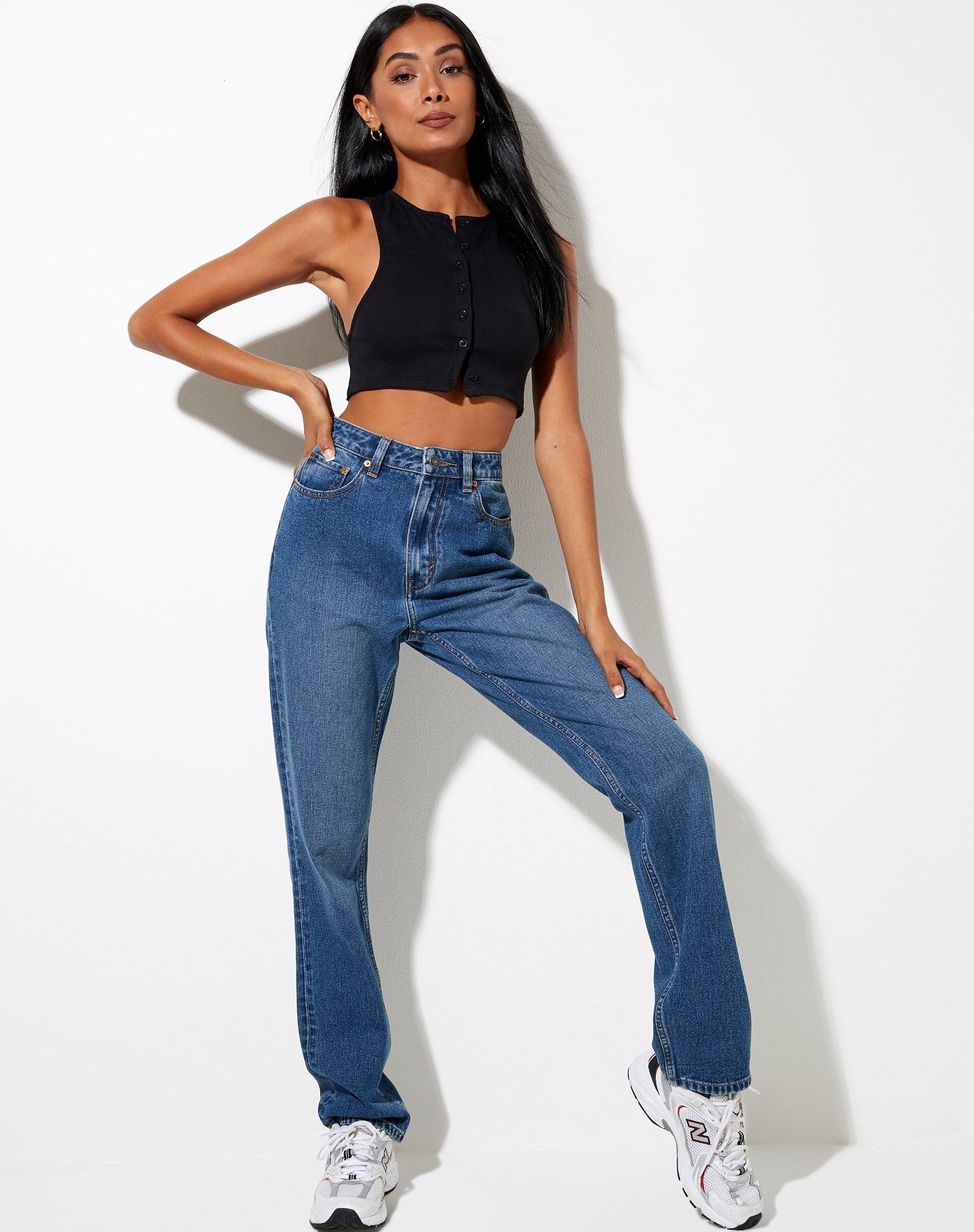 Immagine di Gilly Crop Top a costine nero