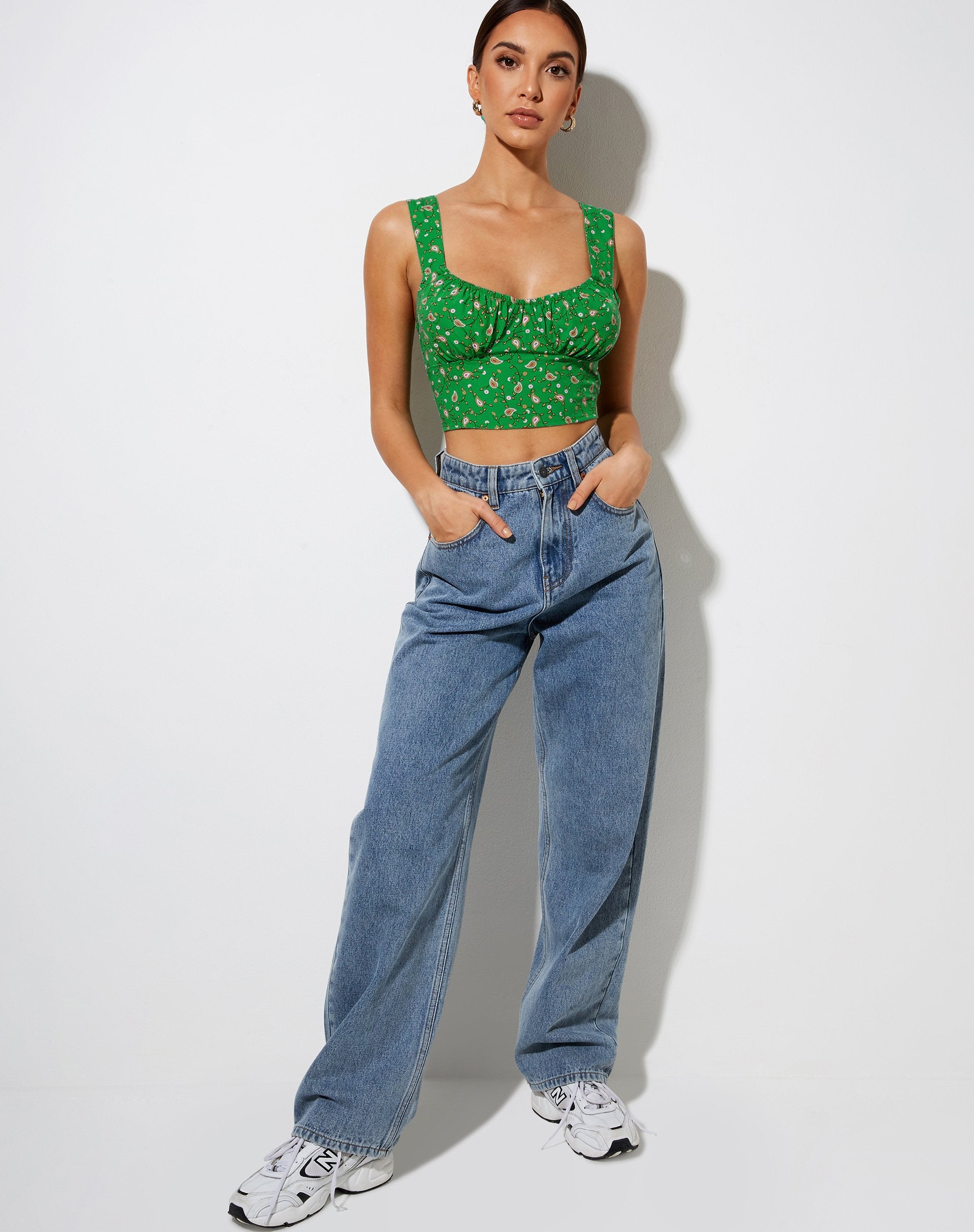 Immagine di Gladis Crop Top in verde Paisley Fun