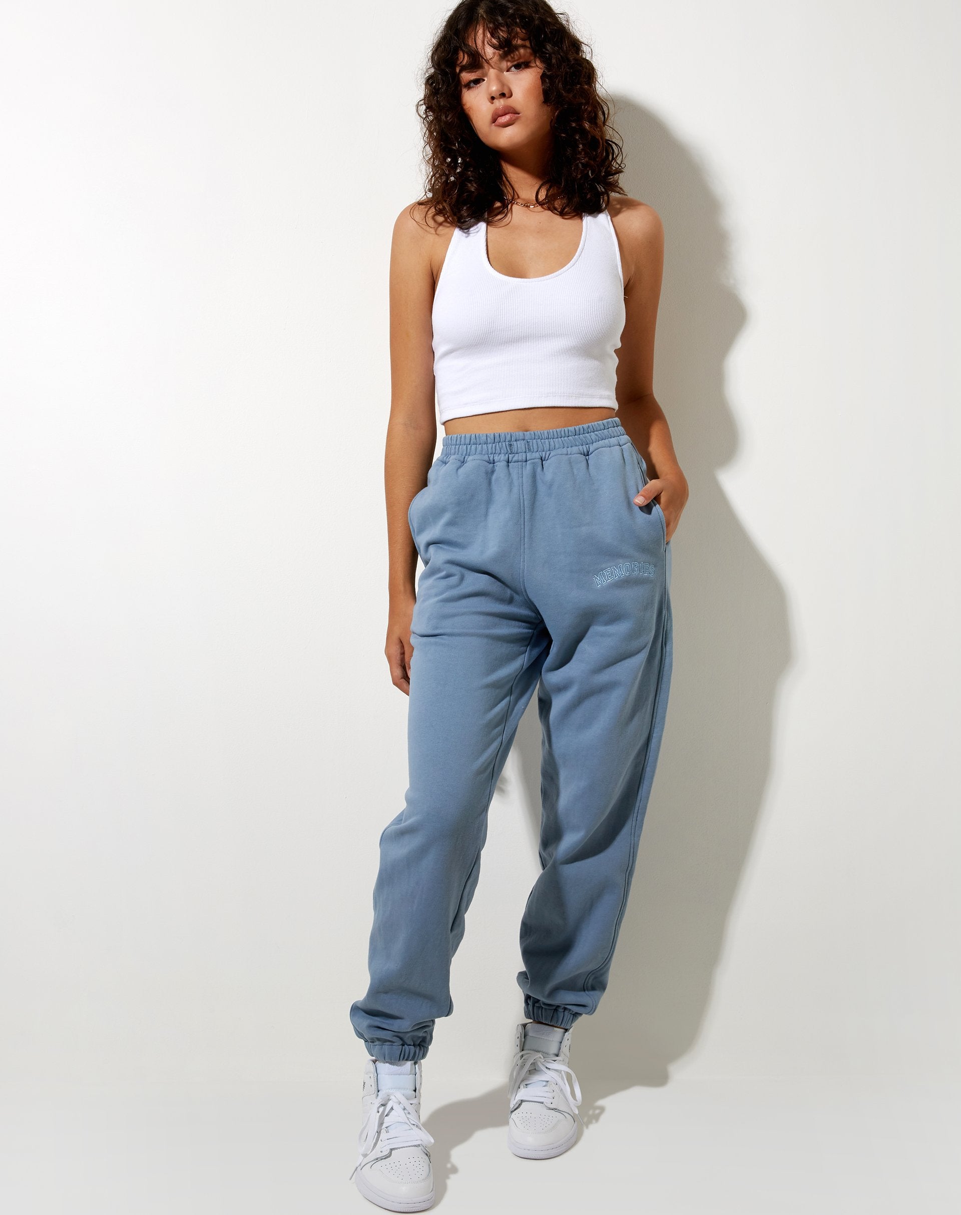 Immagine di Basta Jogger in blu polvere Memories Embro