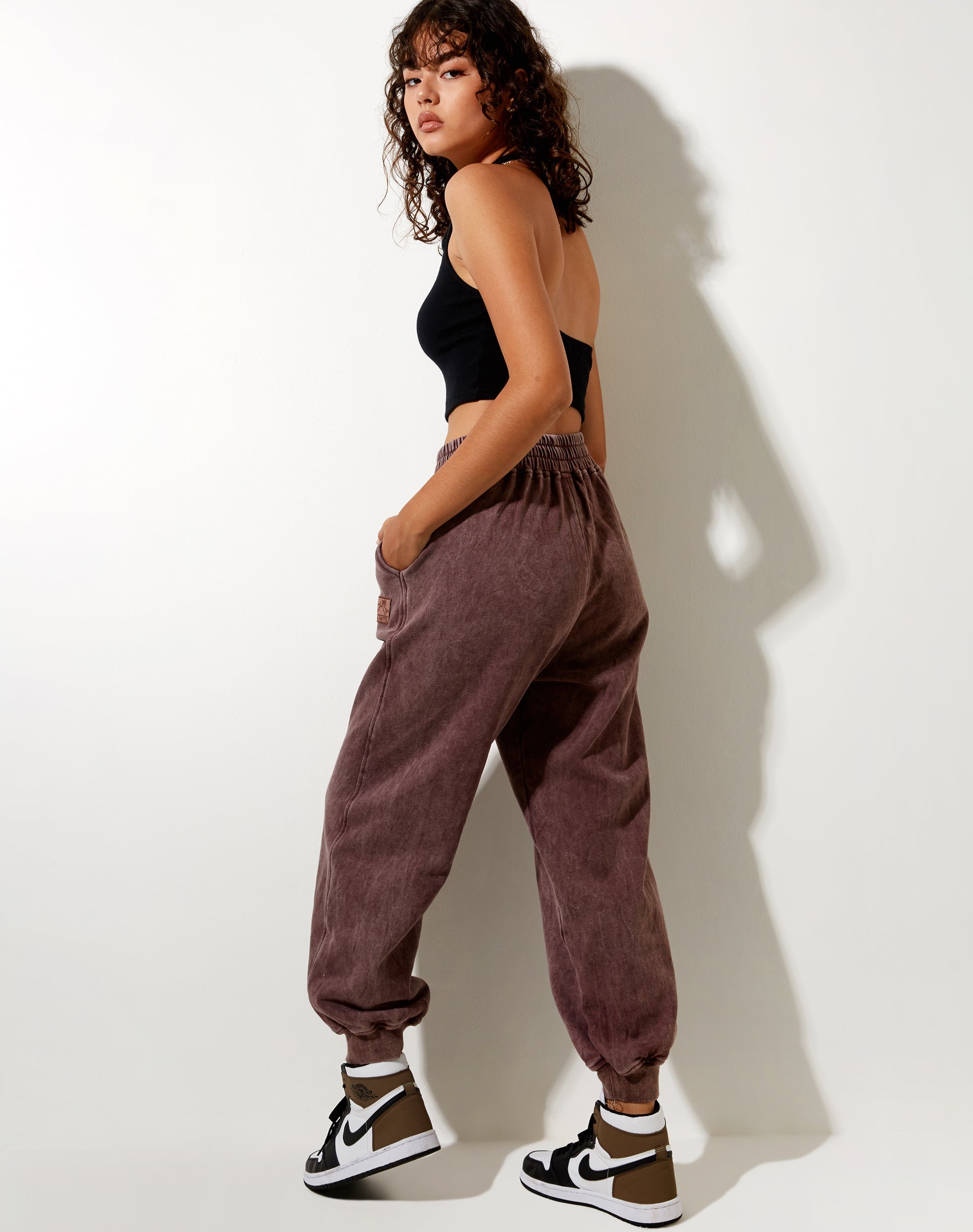 Immagine di Roider Jogger in Brown Wash LAmour Motel Label Embro