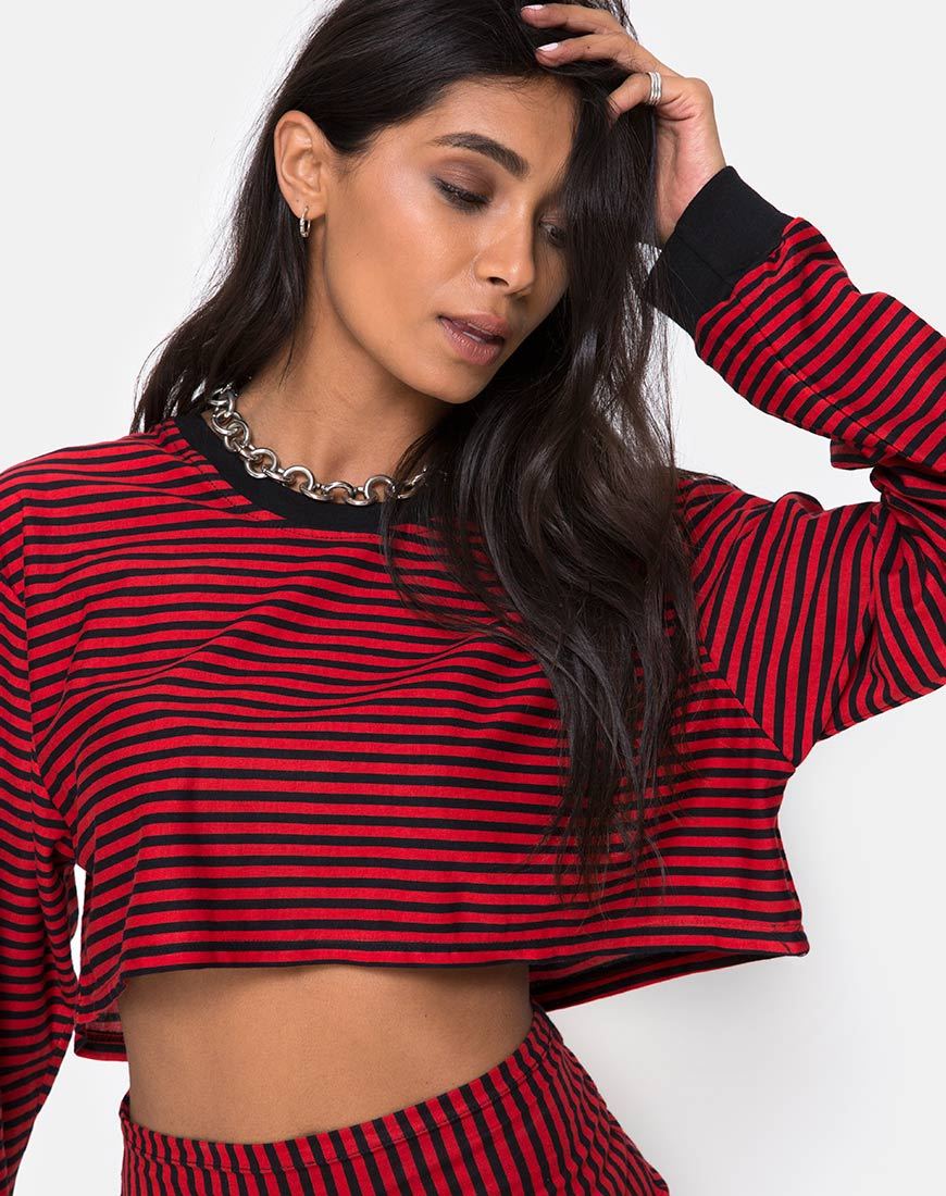 Immagine di Goce Crop Top a mini righe rosse e nere