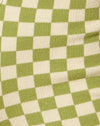 Scacchiera all'uncinetto verde e crema