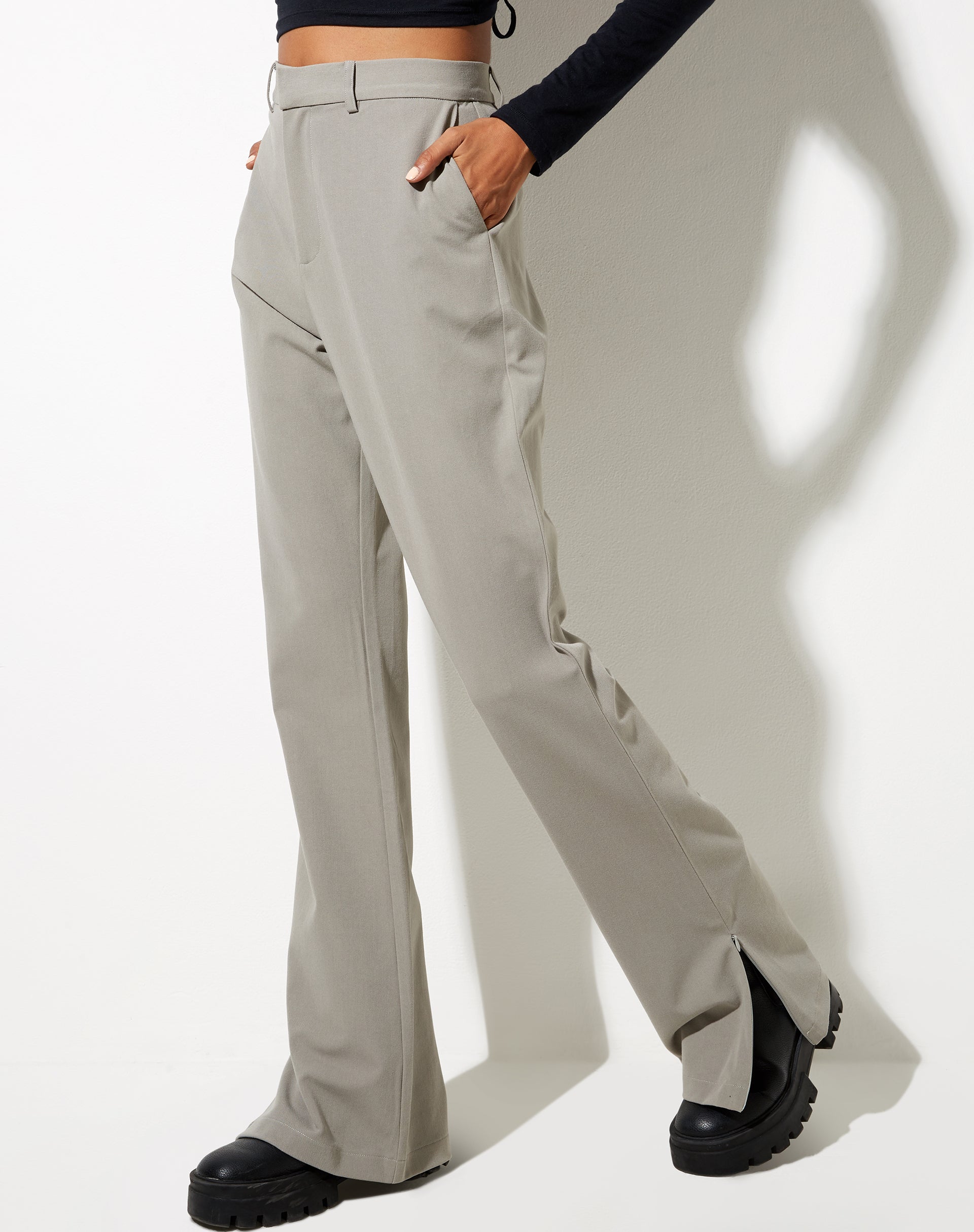 Immagine del pantalone Grego in verde beige