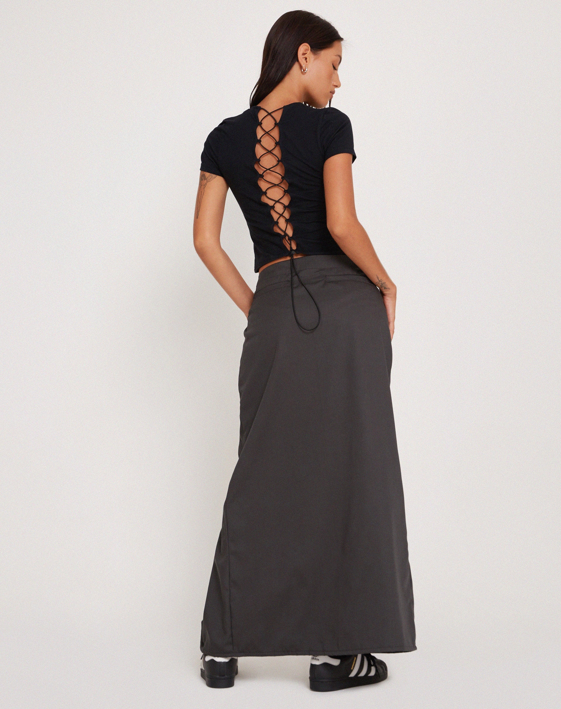 Immagine di Haisley Maxi Gonna Cargo in Grigio Scuro