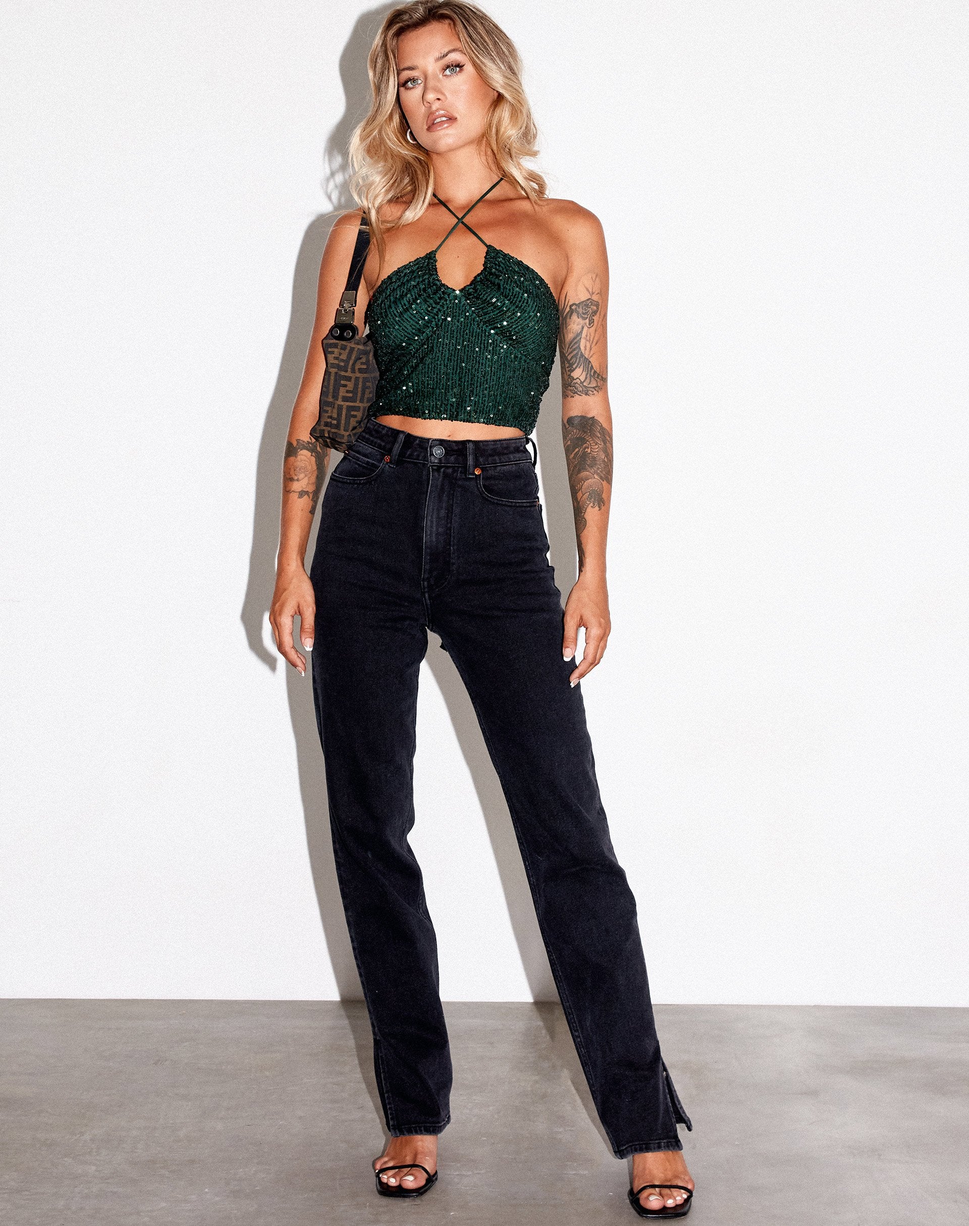 Immagine di Haltri Crop Top in drappeggio di paillettes verde bosco