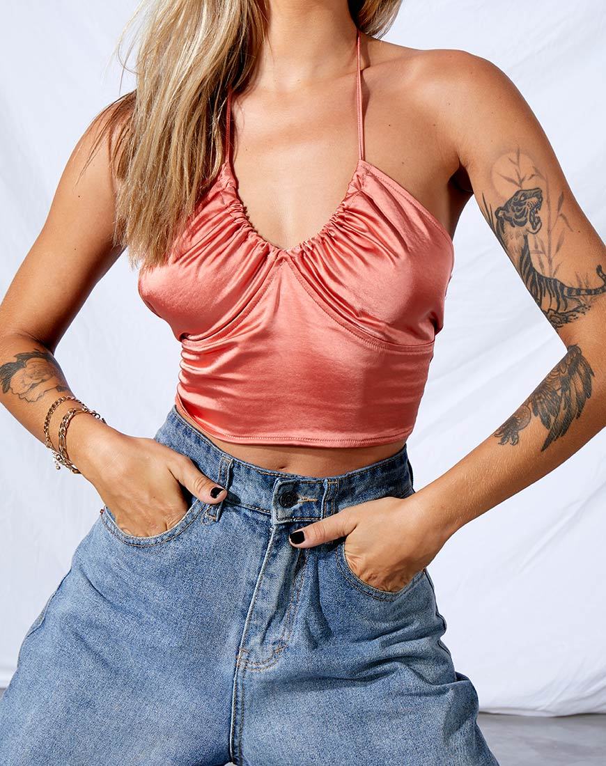 Immagine di Haltri Crop Top in Satin Coral