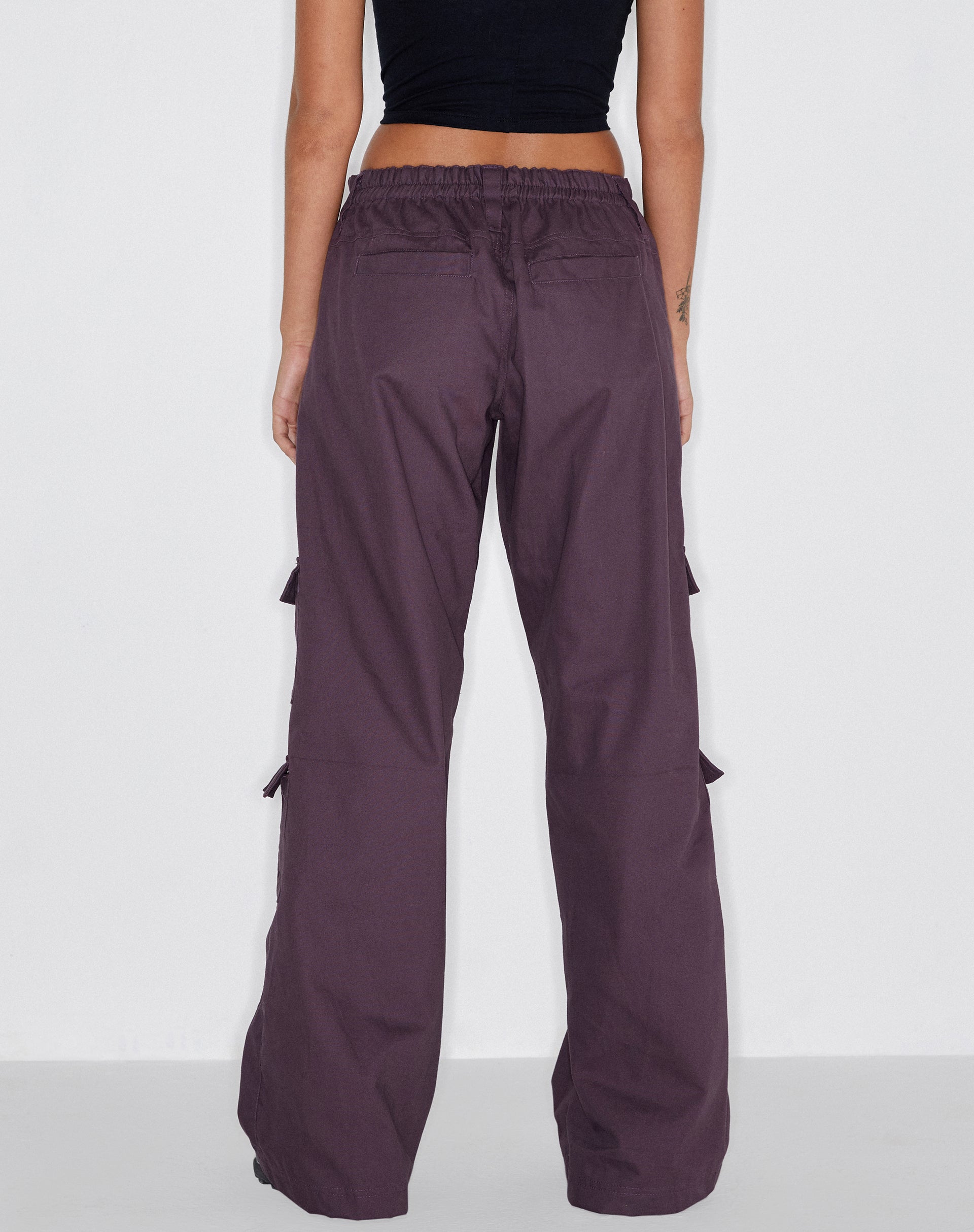 immagine di Hansa Cargo Trouser in Panama viola scuro