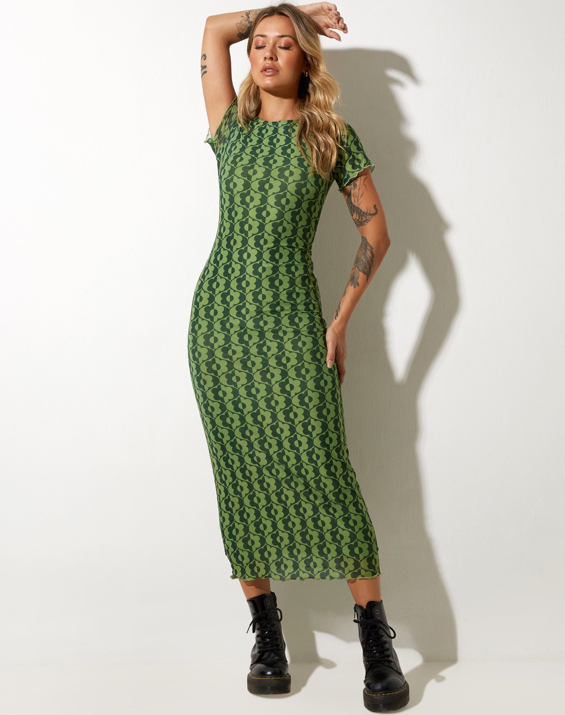 immagine di Happyella Midi Dress in verde margherita ondulato