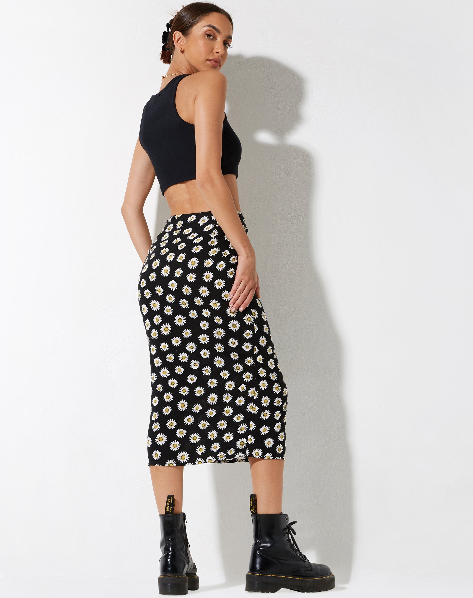 immagine di Harriet Midi Skirt in Grunge Daisy Nero
