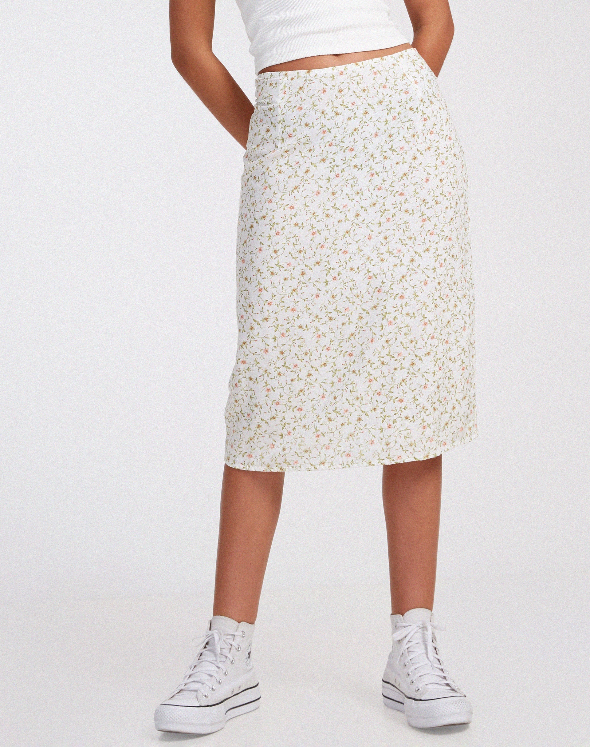 immagine di Harriet Midi Skirt in Pretty Petal Ivory
