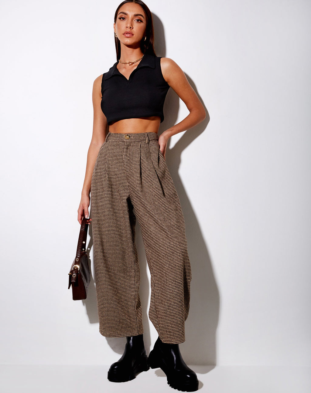 Pantaloni Culotte Hatta in pied-de-poule marrone