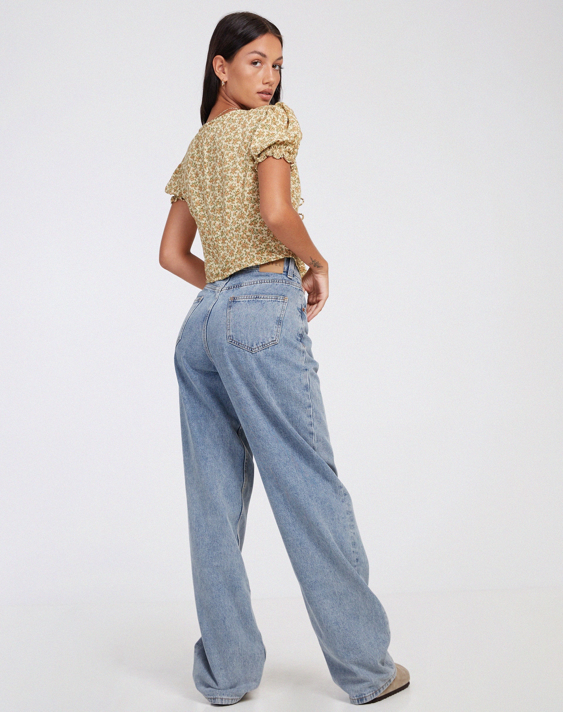 immagine di Hindia Cardi in Washed Ditsy