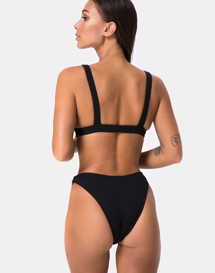 Immagine di Hyuna Bikini Bottom in nero con fibbia d'argento
