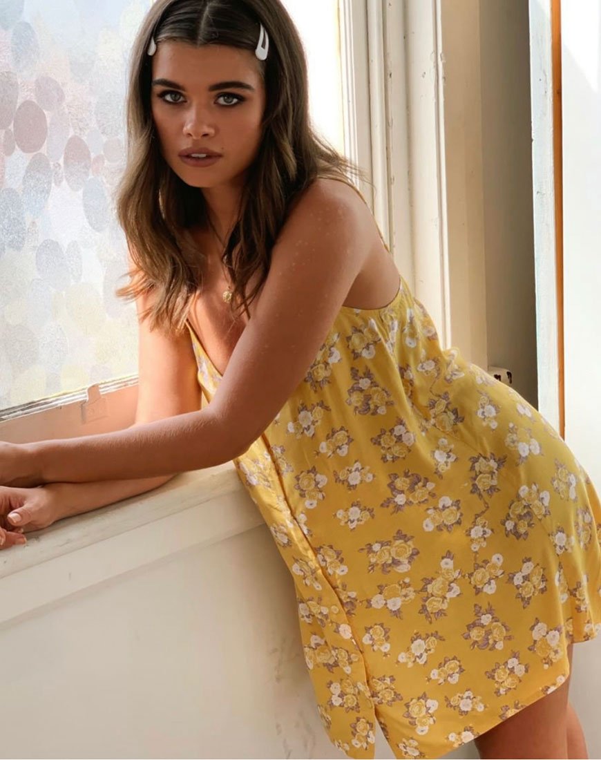 Immagine di Sanna Slip Dress in Rose Bunch Yellow